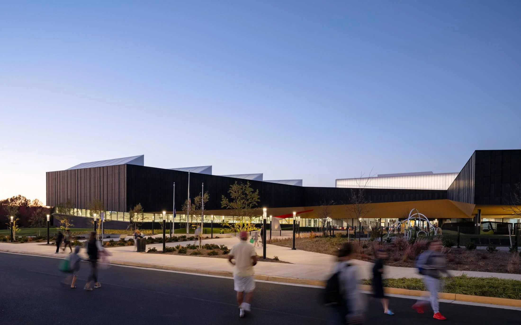 Ashburn_EXT402.jpg