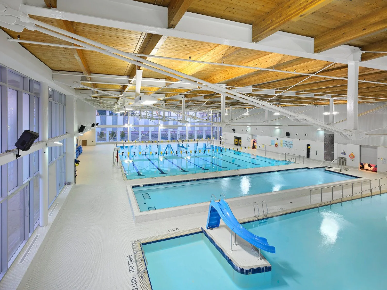 MJMA-Stronach-Aurora-Recreation-Complex_Int300_Shai-Gil.jpg