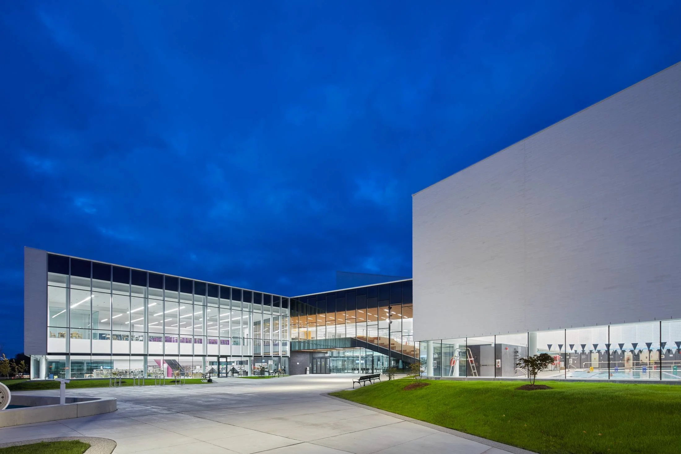 Bostwick CC_Ext128.jpg
