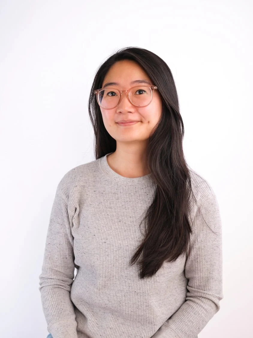 Evelyn Chin   Marketing Specialist 