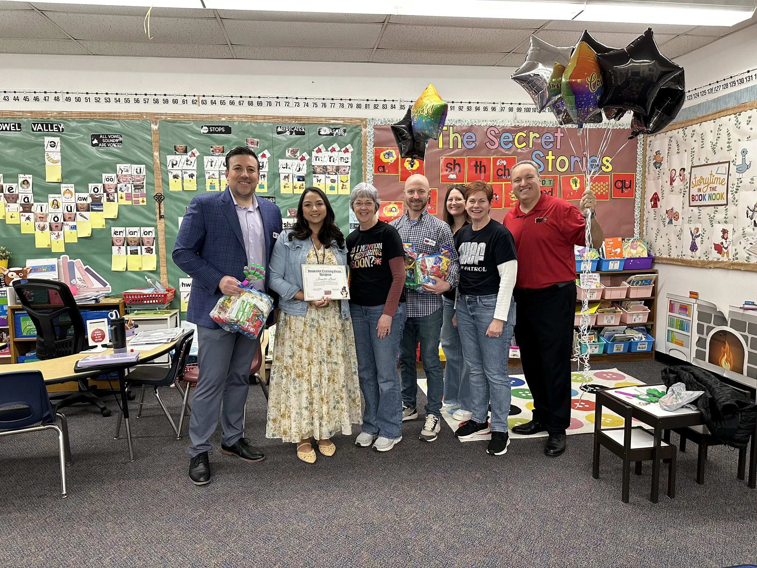 Mobile Fab Lab (Simmons Elementary): Second graders will dive into STEAM learning with the Mobile Fab Lab, exploring innovation through design and 3D prototyping. The residency concludes with an Invention Convention where students showcase their crea