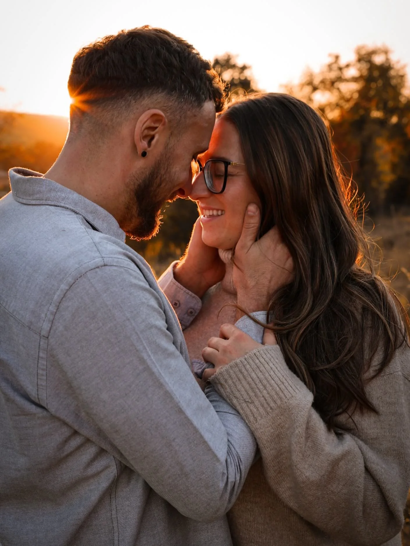 Mit einem Kind kommt so viel Neues ins Leben. 🥹✨
Und gerade dann sind diese Augenblicke zu zweit so wertvoll, in denen euer &sbquo;Wir&lsquo; ganz deutlich sp&uuml;rbar ist ☝🏼💛