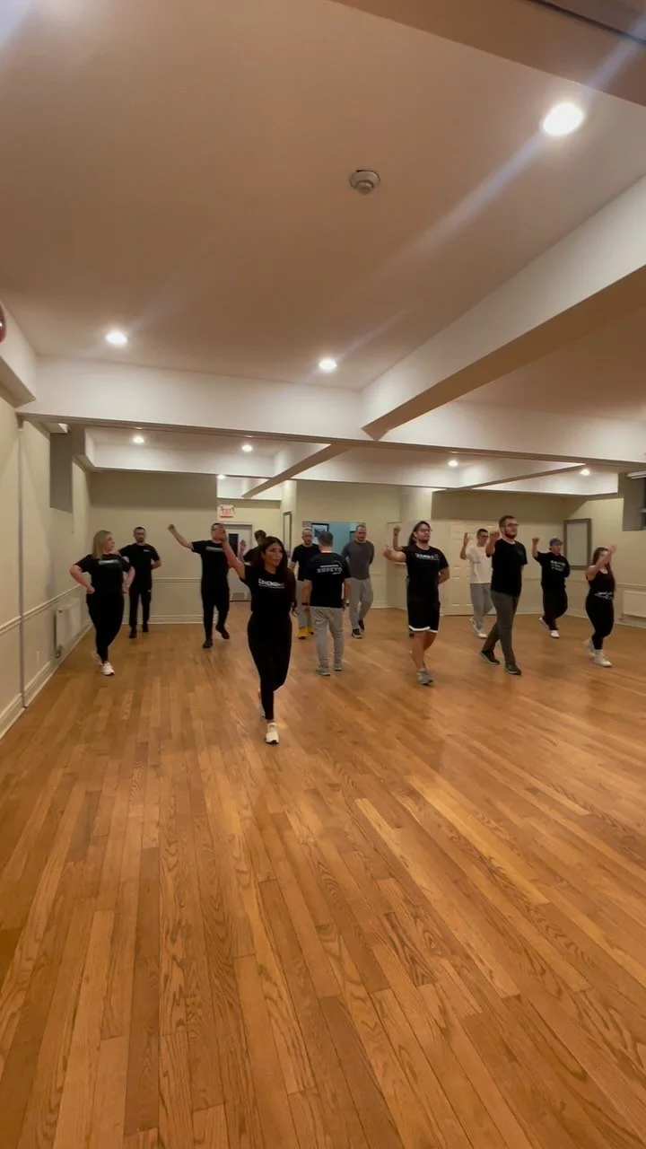 Training πͺ #happyfriday #sigano #pentozali
#Kounisou #greekdance #toronto #greek #dance #dancegroup #greekdancegroup #levendiax #lxhfa #levendiaxhfa #greekdancetoronto #dancegrouptoronto #torontodancegroup #torontogreekdance #traditionaldance #gre