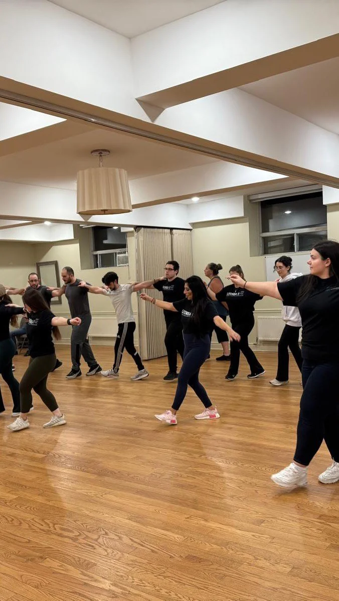 πΧριστΟς ΑνΞστη! β€οΈ
Wishing you all a joyful, peaceful, and meaningful Easter with your loved ones π₯°
#kounisou #greekdance #toronto #greek #dance #dancegroup #greekdancegroup #levendiax #lxhfa