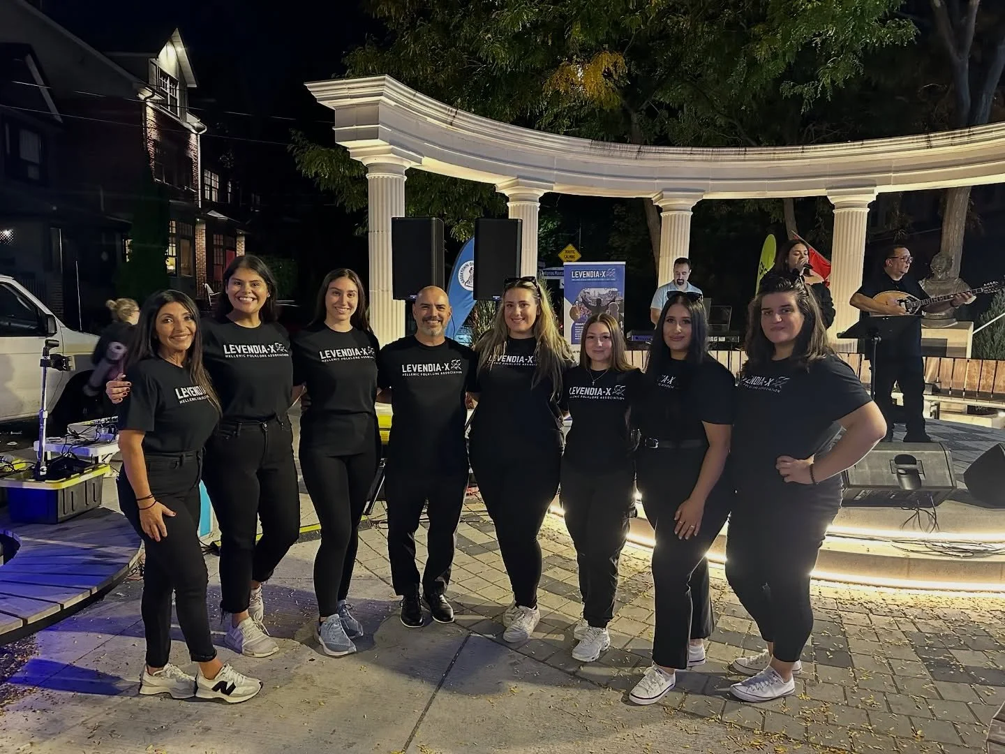 Felt so good to dance on the Danforth again 🥰🩵

Our last &ldquo;Learn To Dance&rdquo; session before we kick off the new dance season tonight!

🙏 Thank you @greektown_danforthbia for inviting us to be a part of #SoundsOfGreekTown!

Always a blast 