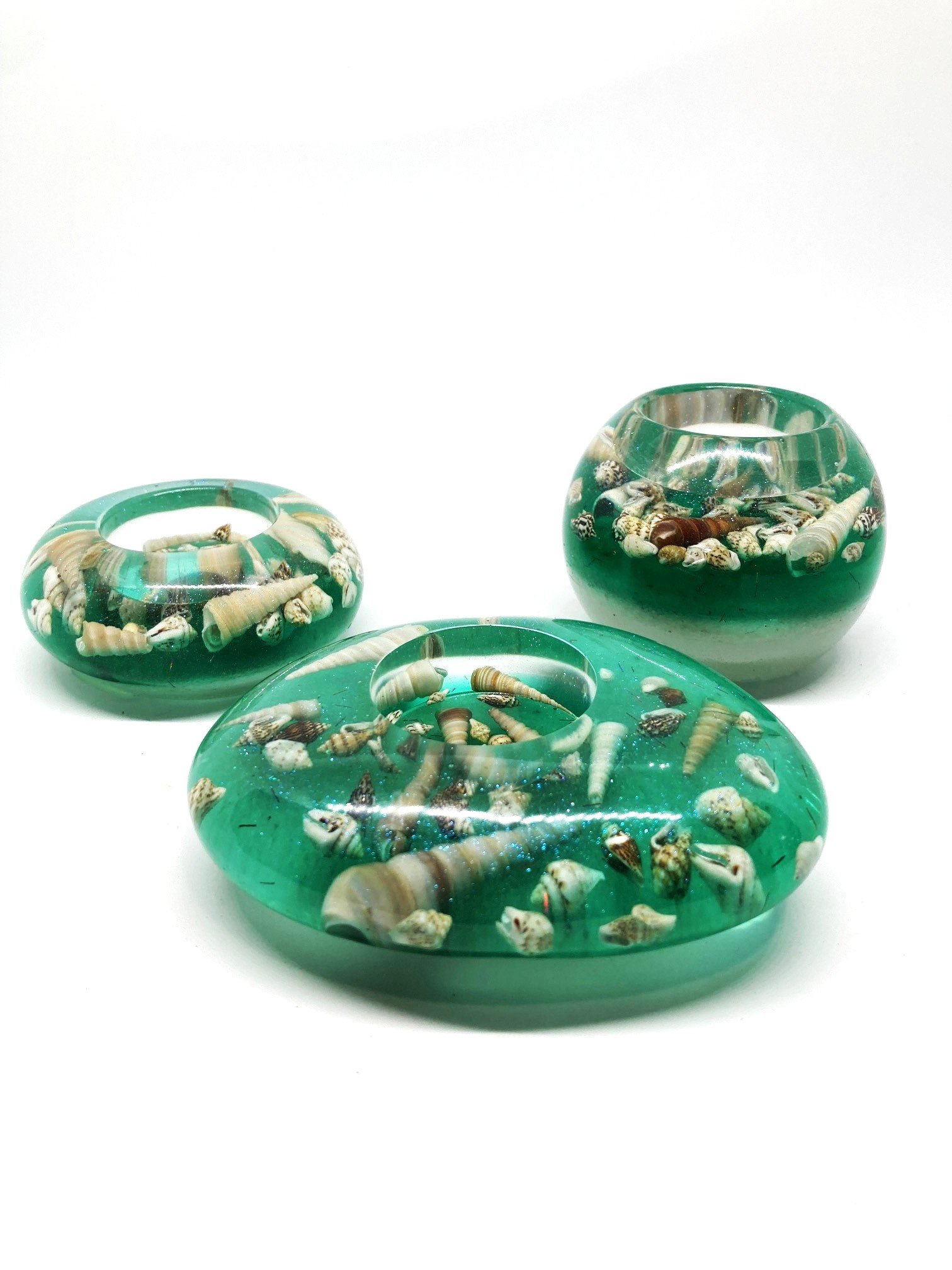 Large Resin Votive_Polished Stones_TurquoiseWithSeaShells_SideView.jpg