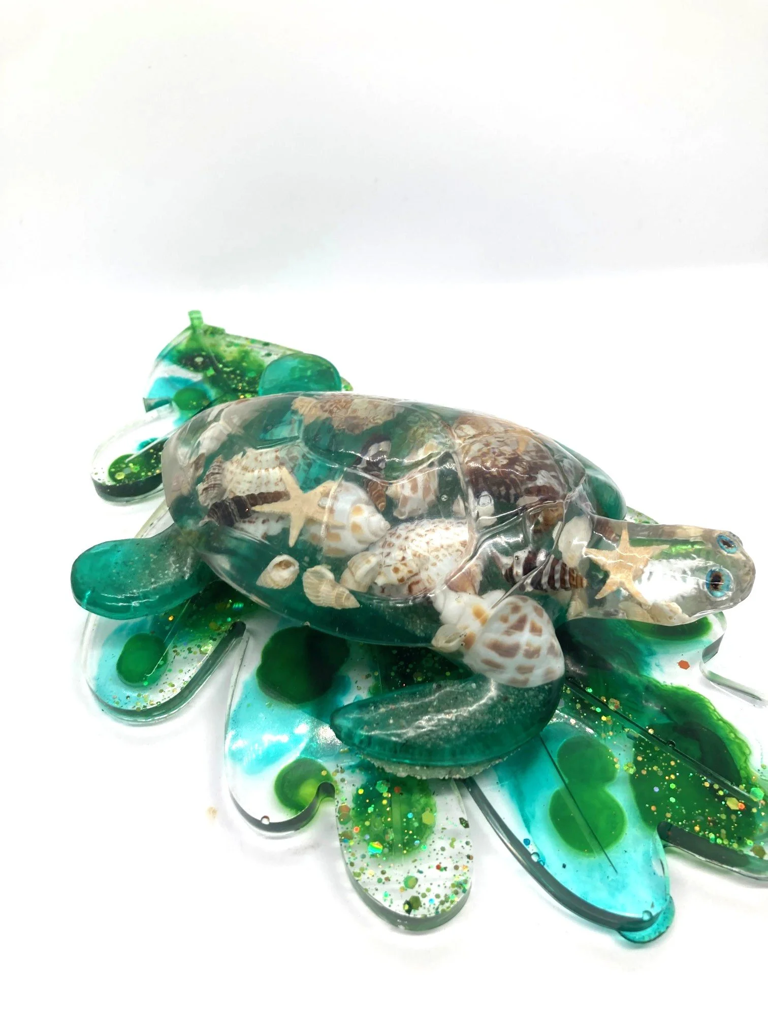 Resin Figurine Shell Yeah Turtle on Leaf_Side View.jpg