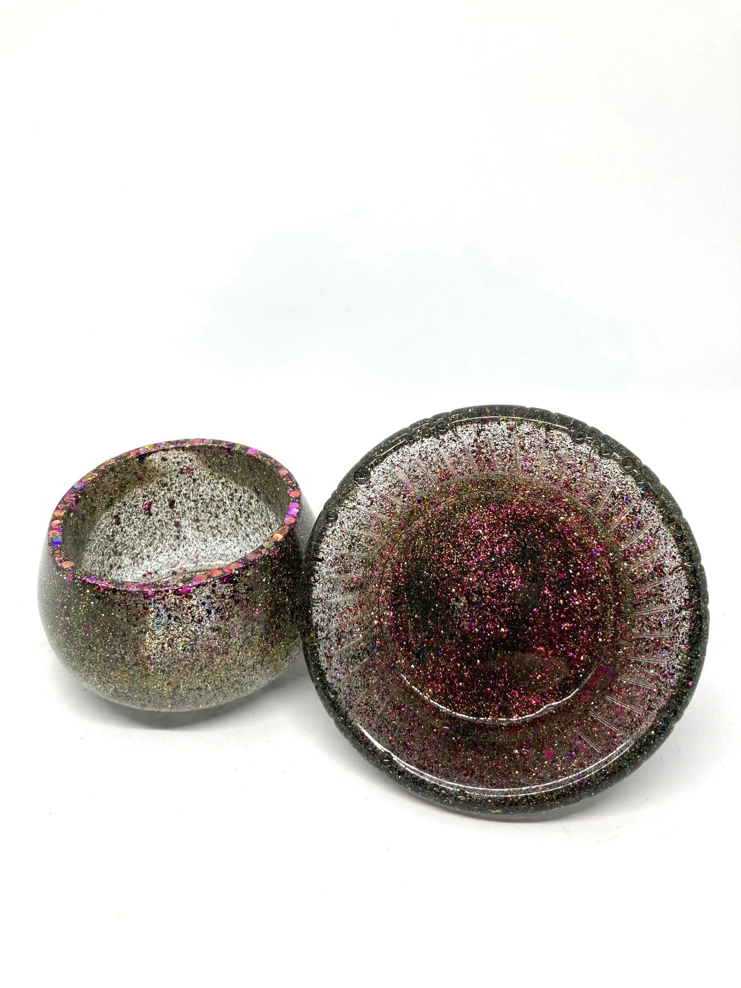 ResinDecor_LargeTopMushroomJar_SolidMetallicGoldPurple_Separated - Copy.jpg