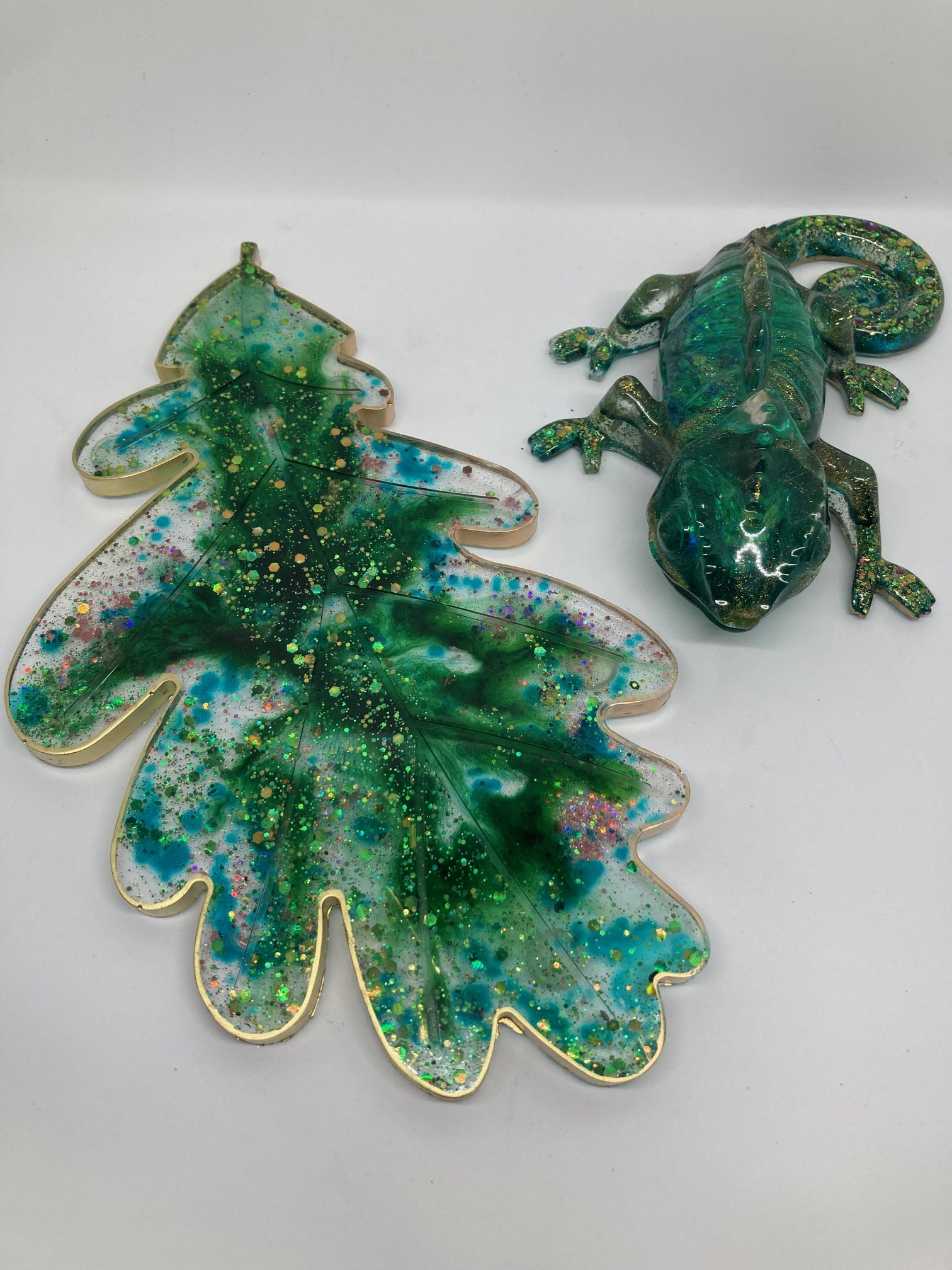 Resin Figurine_Aquamarine and Gold Chameleon on Leaf_Separated.jpg