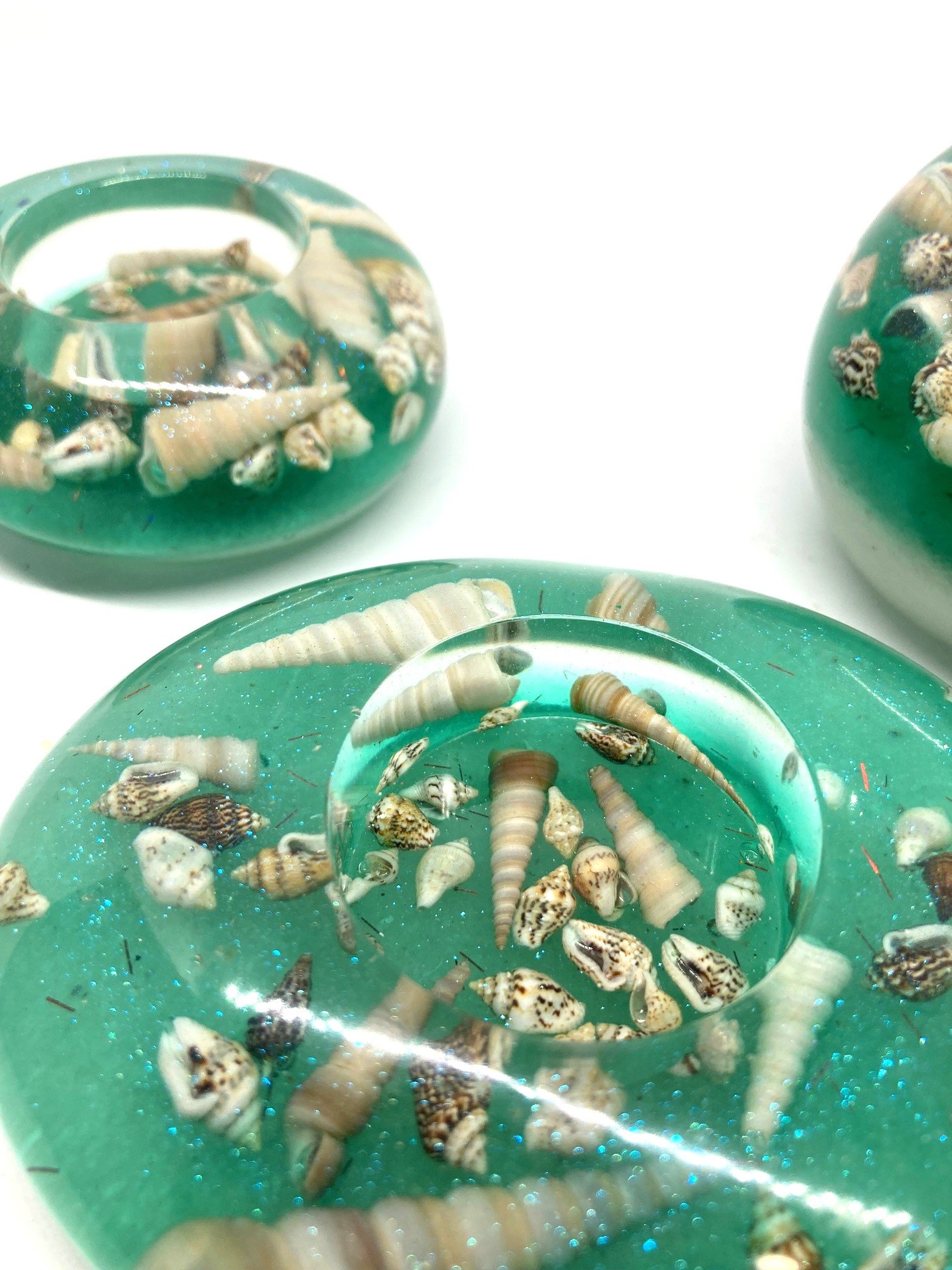 Large Resin Votive_Polished Stones_TurquoiseWithSeaShells_CloseUp.jpg