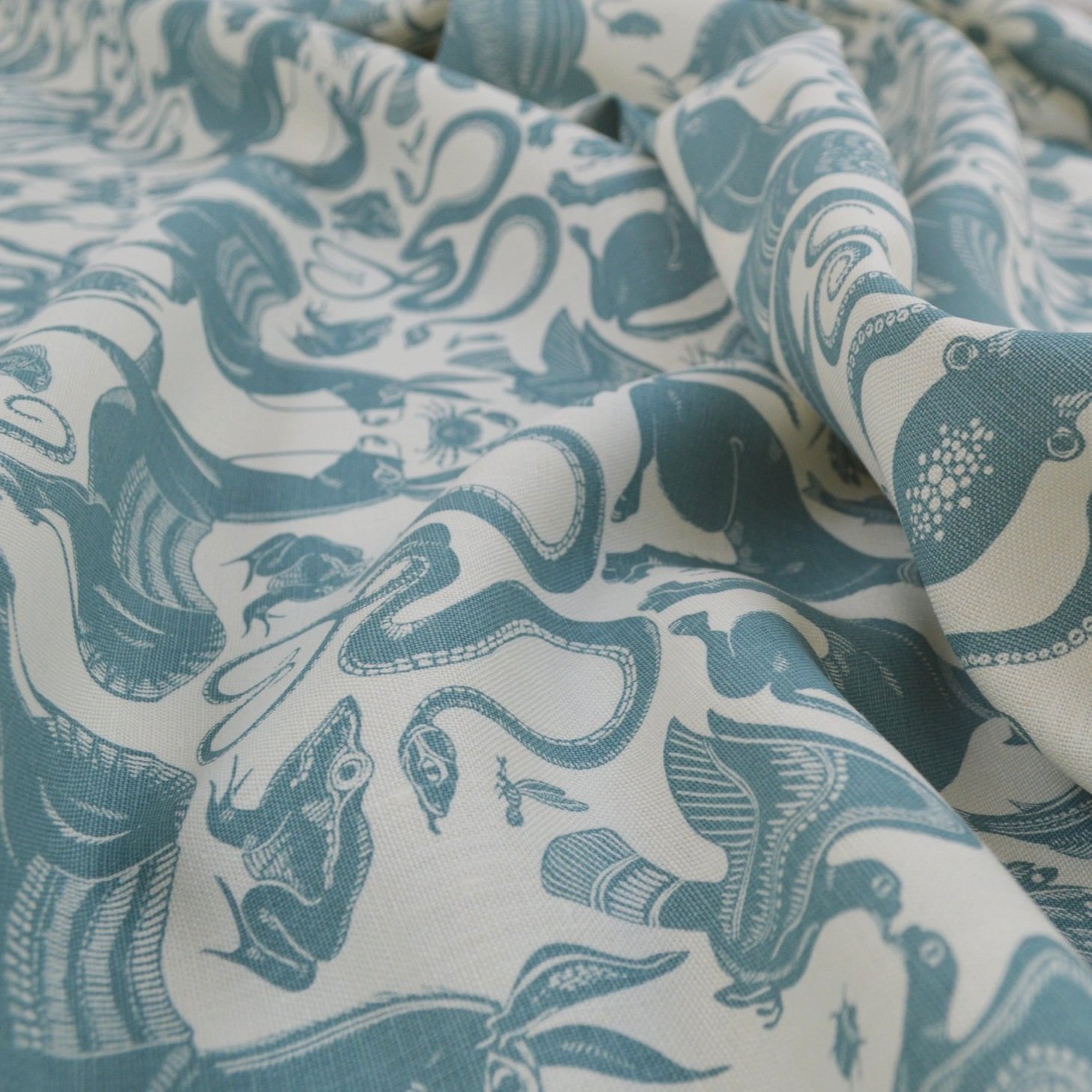 Fanny Shorter Birds & Beasts Linen Fabric in Pebble