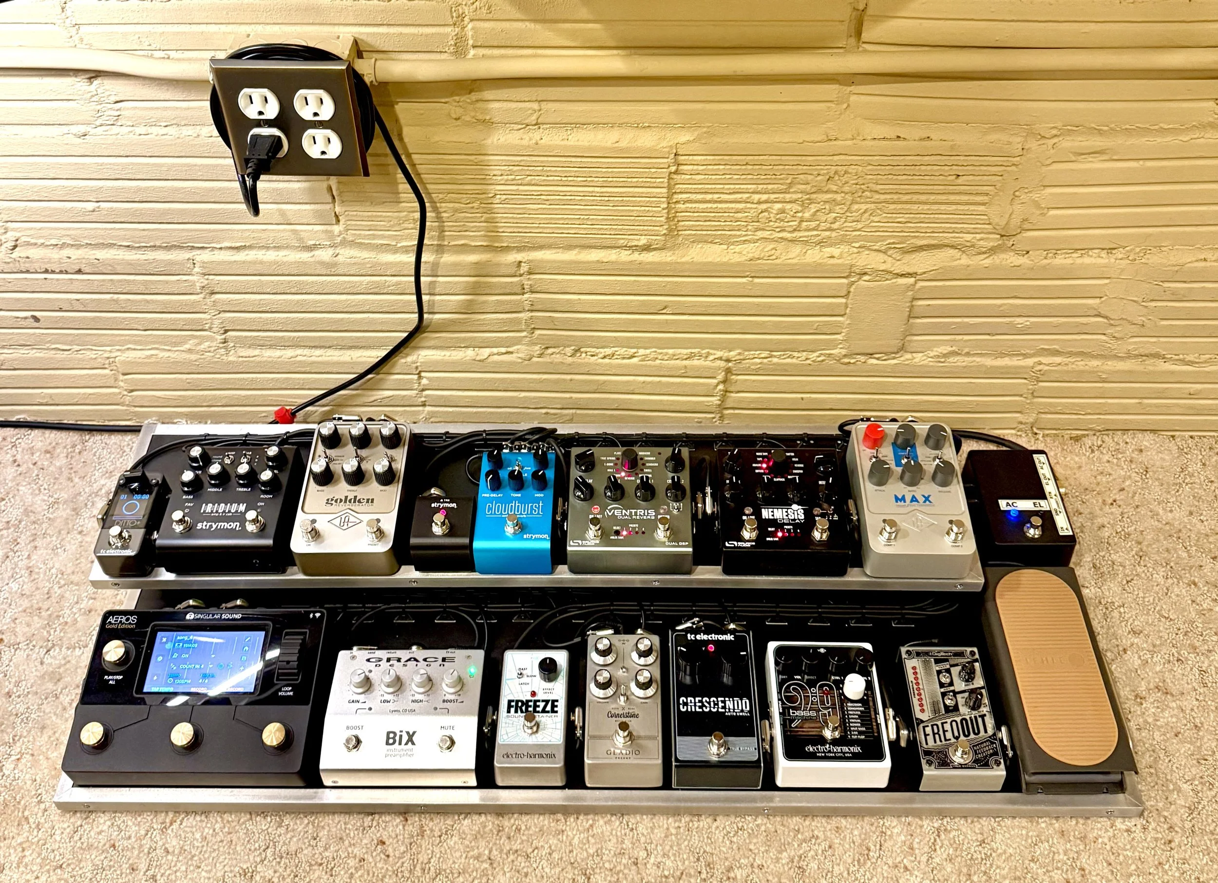 Atlantic_Guitar Pedalboard.jpg