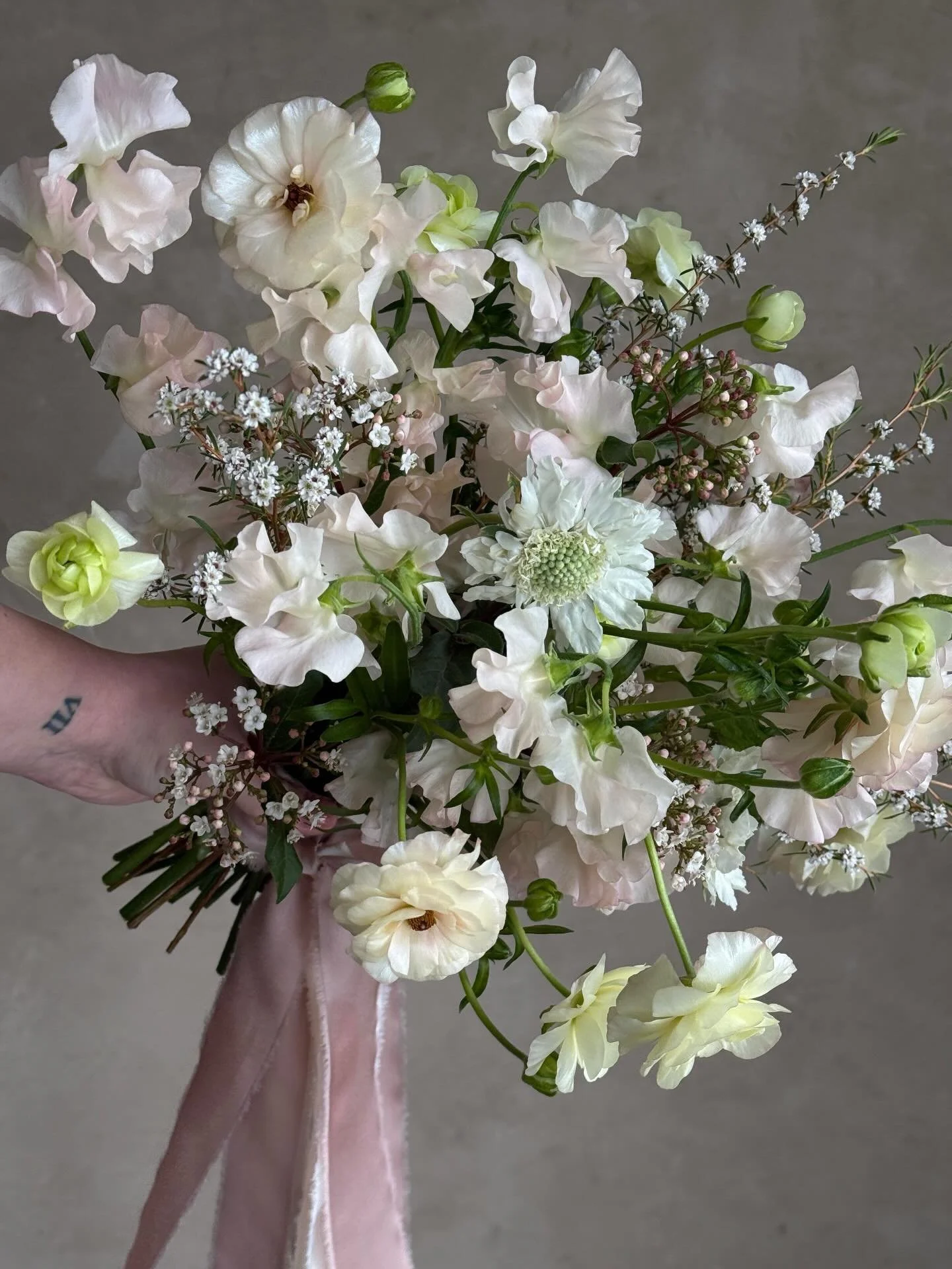 A bouquet I made for fun earlier this year 🤍 it&rsquo;s so freeing to experiment and just play around in the off-season. I&rsquo;m so excited and ready to start creating for couples though. Bring on wedding season! 💍