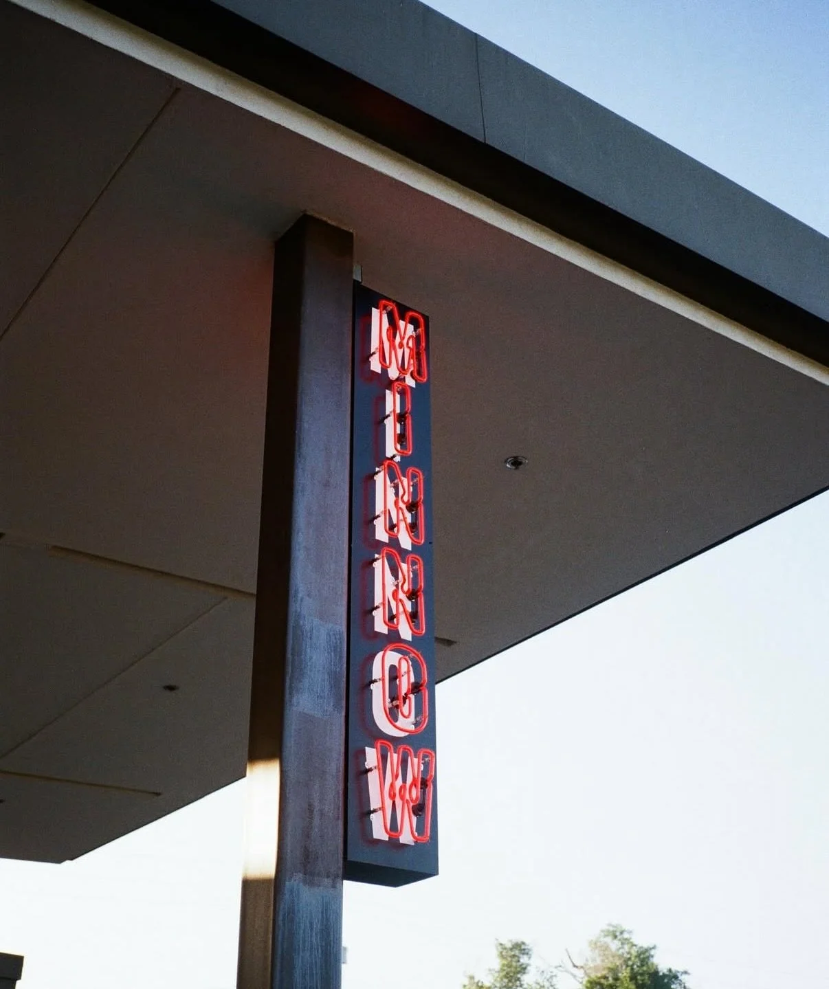 Oh hey friends 🌊

We&rsquo;ve been a little quiet over here but only because we&rsquo;ve been cooking up some really exciting things for you this spring 🍵👯&zwj;♀️

CAN YOU GUESS WHATS COMING?? 🤭

P.S. come get a matcha this weekend, the wait won&