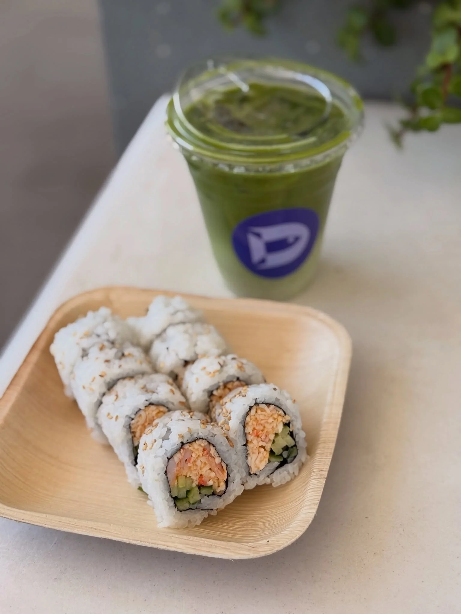 YOUR CATCH OF THE DAY 🎏 

Did you know we do a rotating featured daily of a roll + matcha for only $15 

Today we&rsquo;ve got a spicy shrimp roll + brown sugar matcha for you 🍥