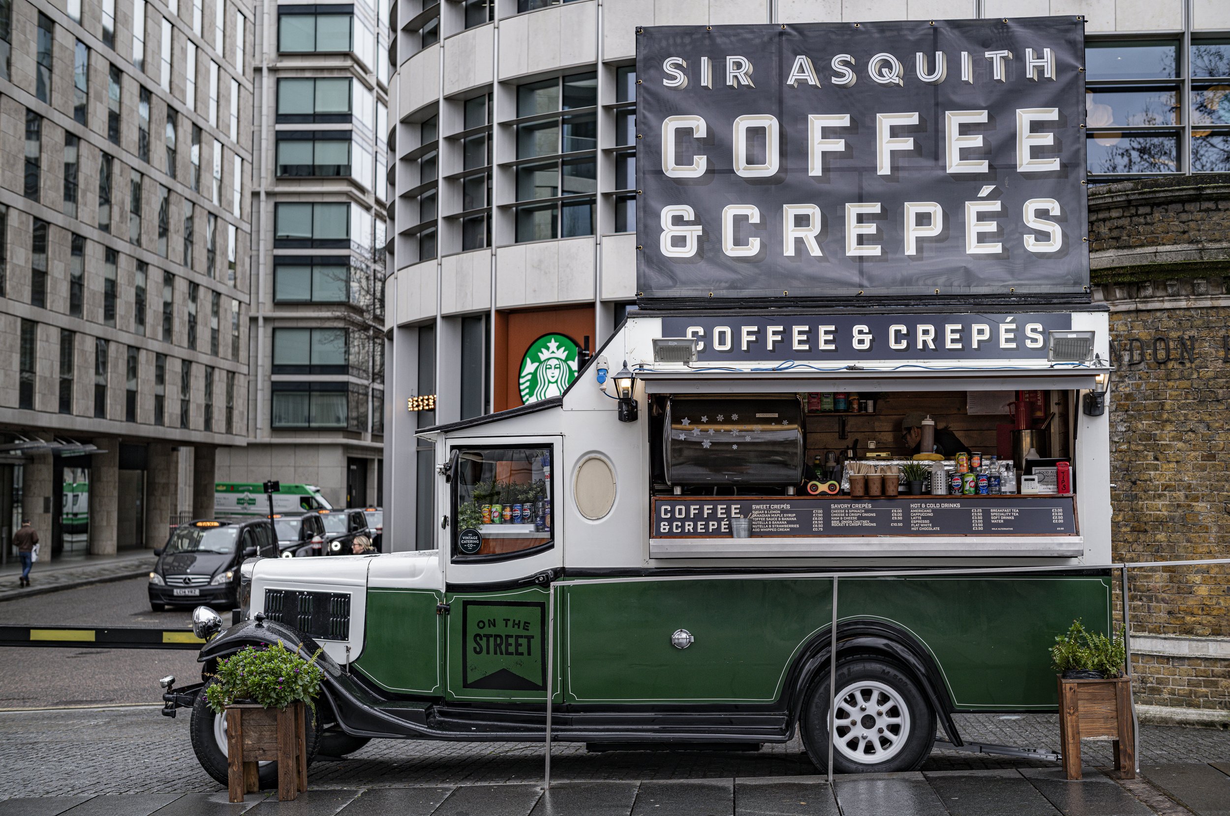 Sir Asquith Jousting Starbucks 