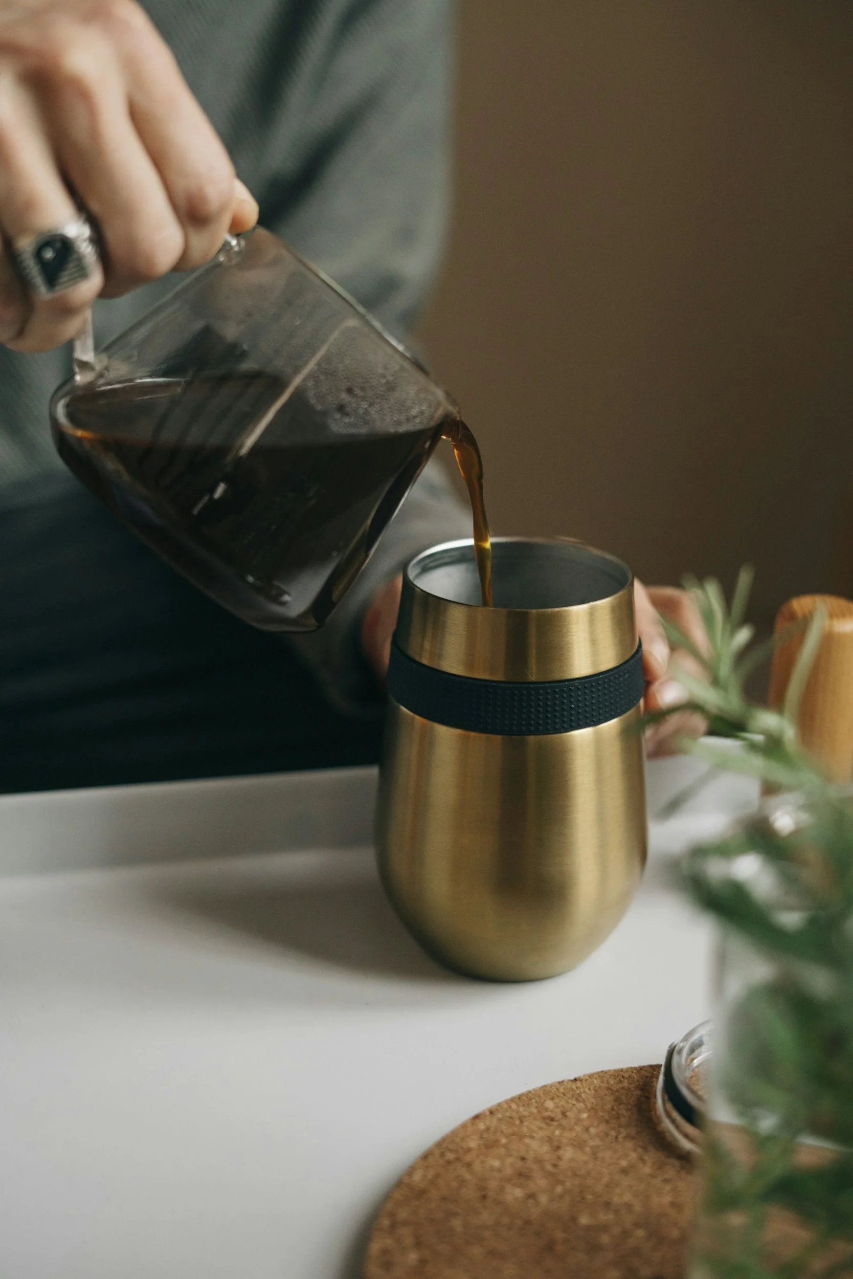 Coffee poured into plastic-free reusable cup