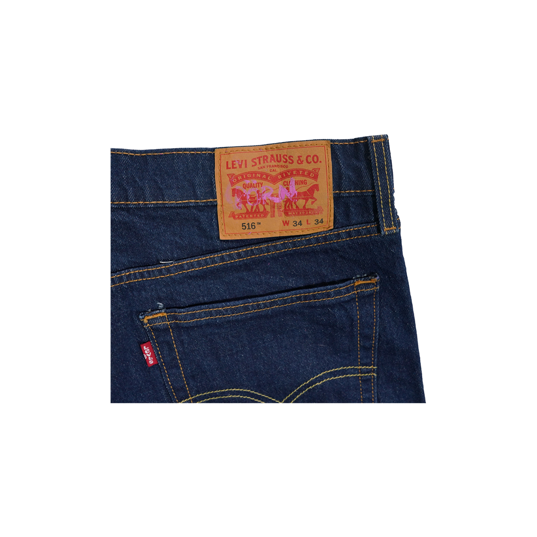 LEVI PORN JEANS- 03.png