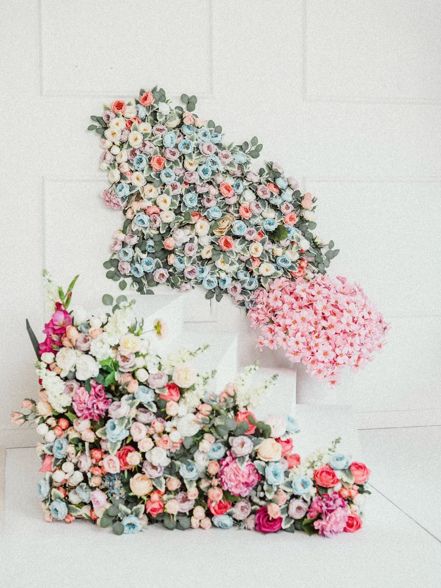 The Details 🌸

The Stairs. Available Until May 4th

#camplejeunenorthcarolinaphotography #wilmingtonncphotographer #jacksonvillencphotographer #newbernncphotographer #ncphotography