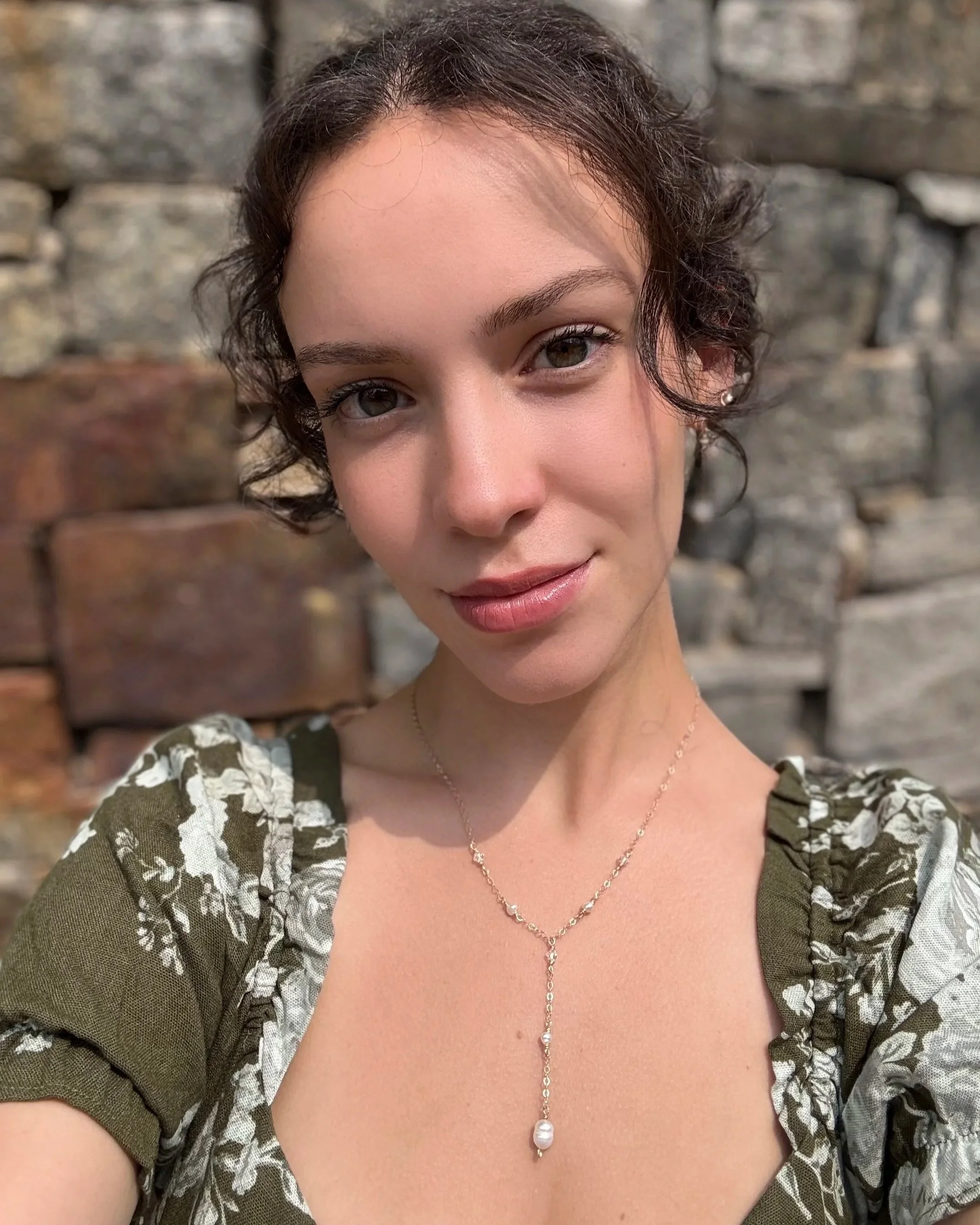 Facetune_10-09-2025-10-26-22.jpg