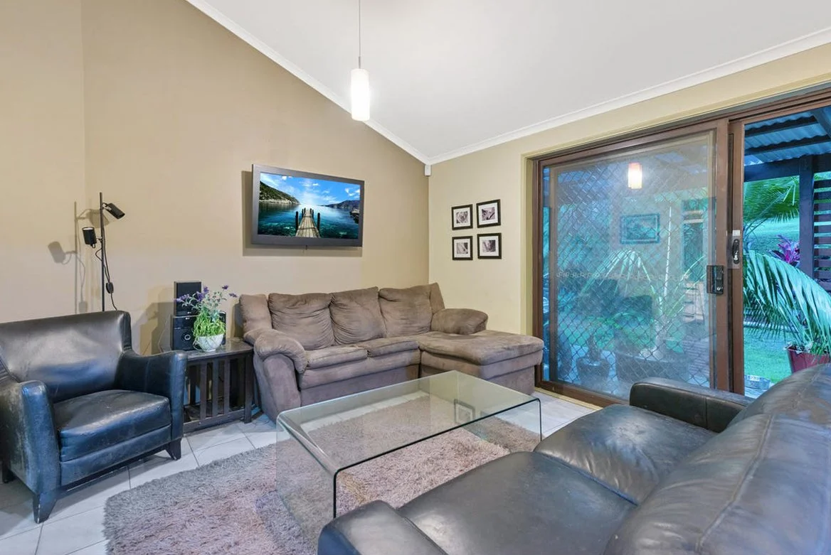 Living Room.jpg