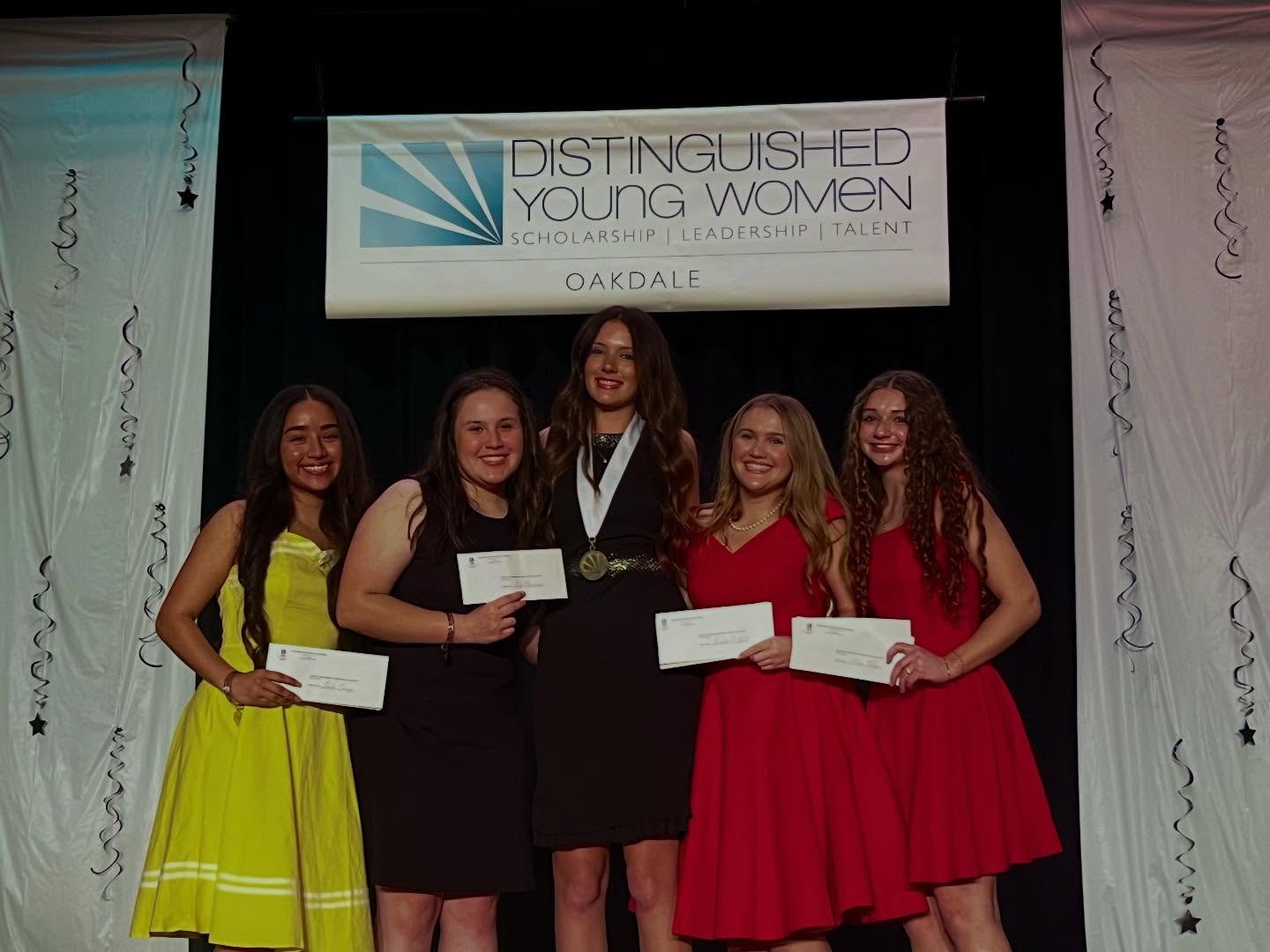 ✨ What an incredible night at Distinguished Young Women hosted by Soroptimist International of Oakdale! We are so proud of every participant who took the stage and represented the Class of 2027 with confidence, talent, and heart. 💙

A special congra