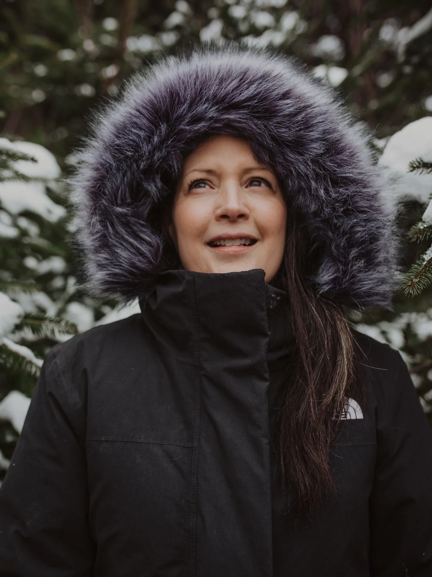 &rsquo;Tis the Season of Winter Rest ❄️💜
Wrapped in wool, wonder, and wild calm.
Winter Rest Events are coming&hellip;
Are you in my insta channel Celtic Rest Experiences for the first invite? ✨
.
Beautiful 📸 @stephmcnamara.artist
.
.
#WinterRest #