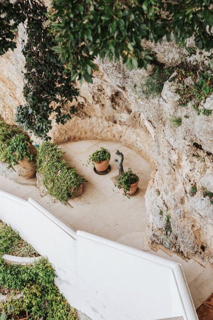 destination-wedding-planner-Italy-Amalfi-Coast-Ravello-Villa-LaRondinaia-PhotoArt289829-683x1024.jpg