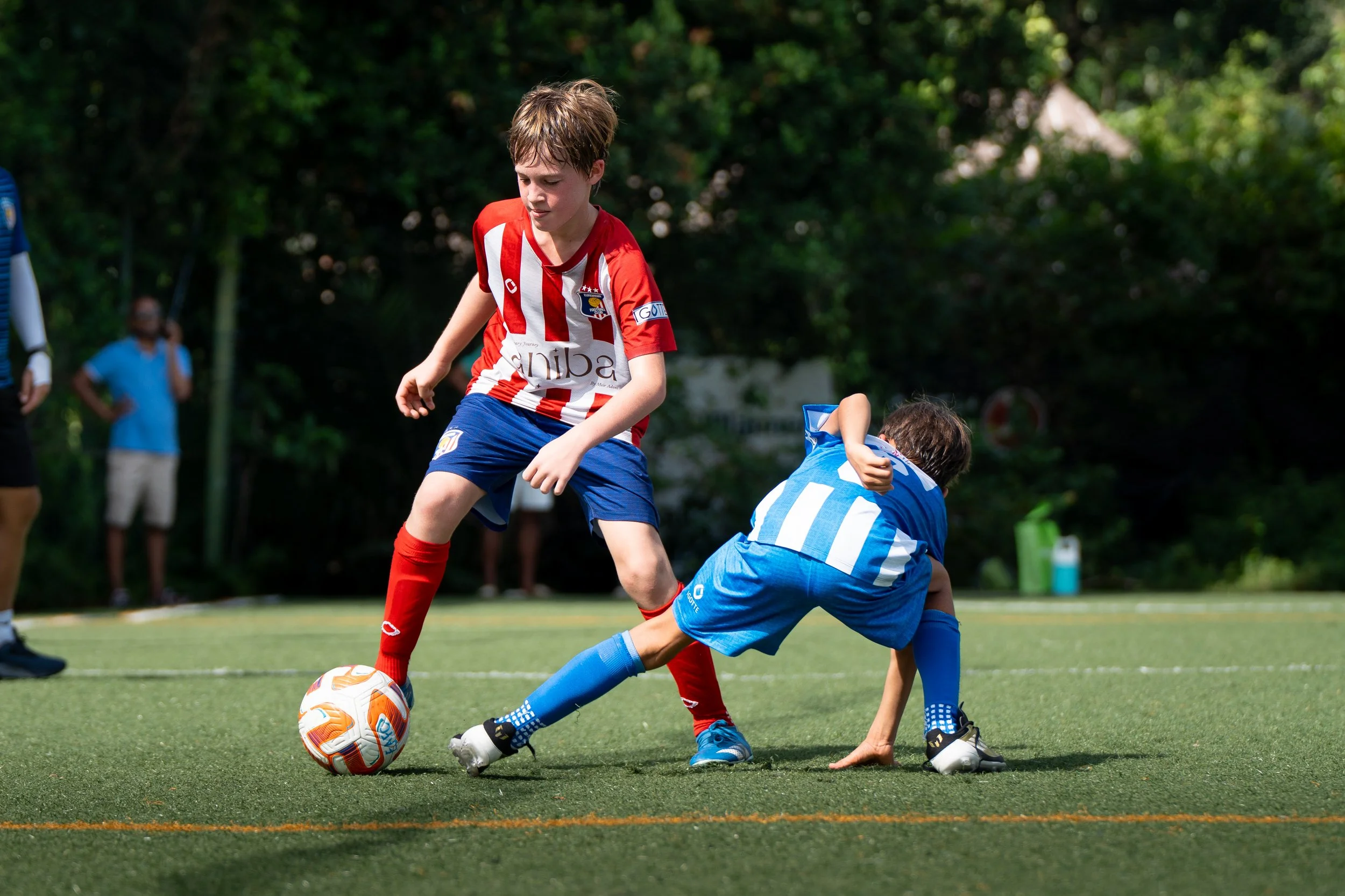 EuroAsia FC student crossover skills