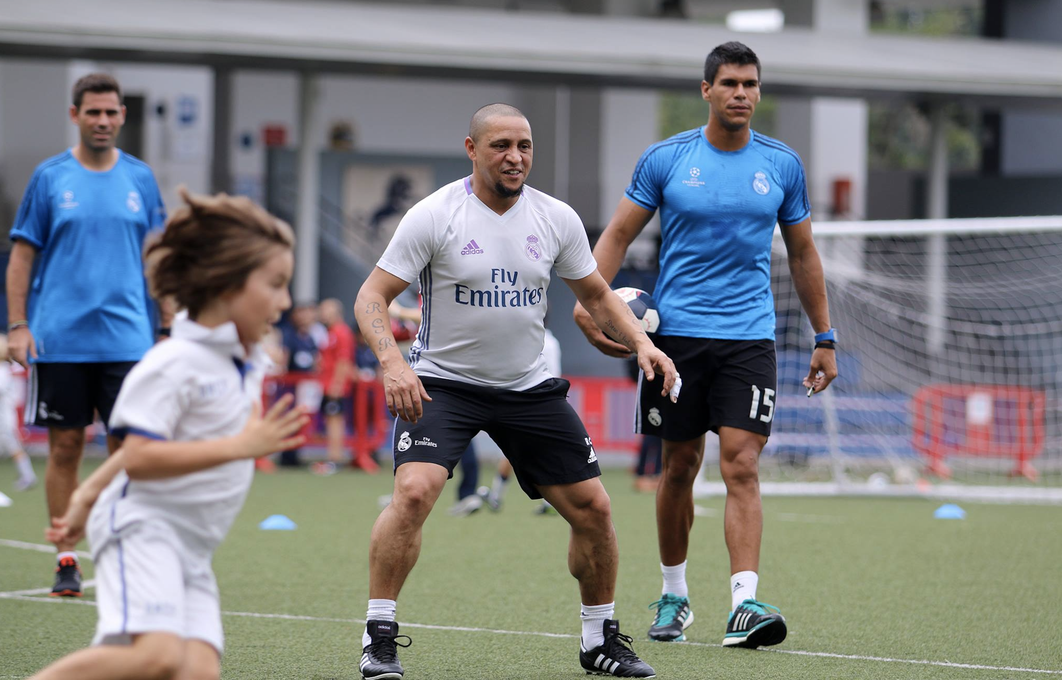 Igor Ferreira and Roberto Carlos - Real Madrid CF