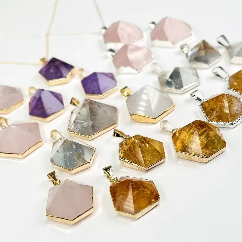 pendants crystal.webp