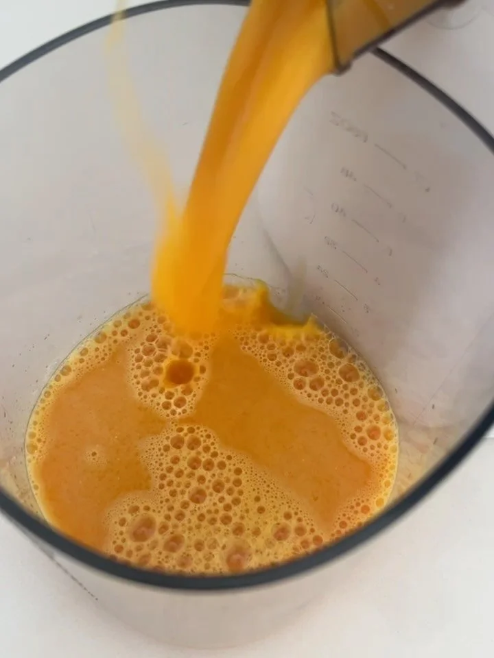 recent spring (gut &amp; hormone friendly) plates &mdash; save for inspo! 🥦🍅🍋🥖🥗🍌🐟

&mdash; cold-pressed carrot, orange, ginger + lemon juice
&mdash; miso maple salmon with brown rice, sauerkraut + broccolini
&mdash; matcha with homemade cashew