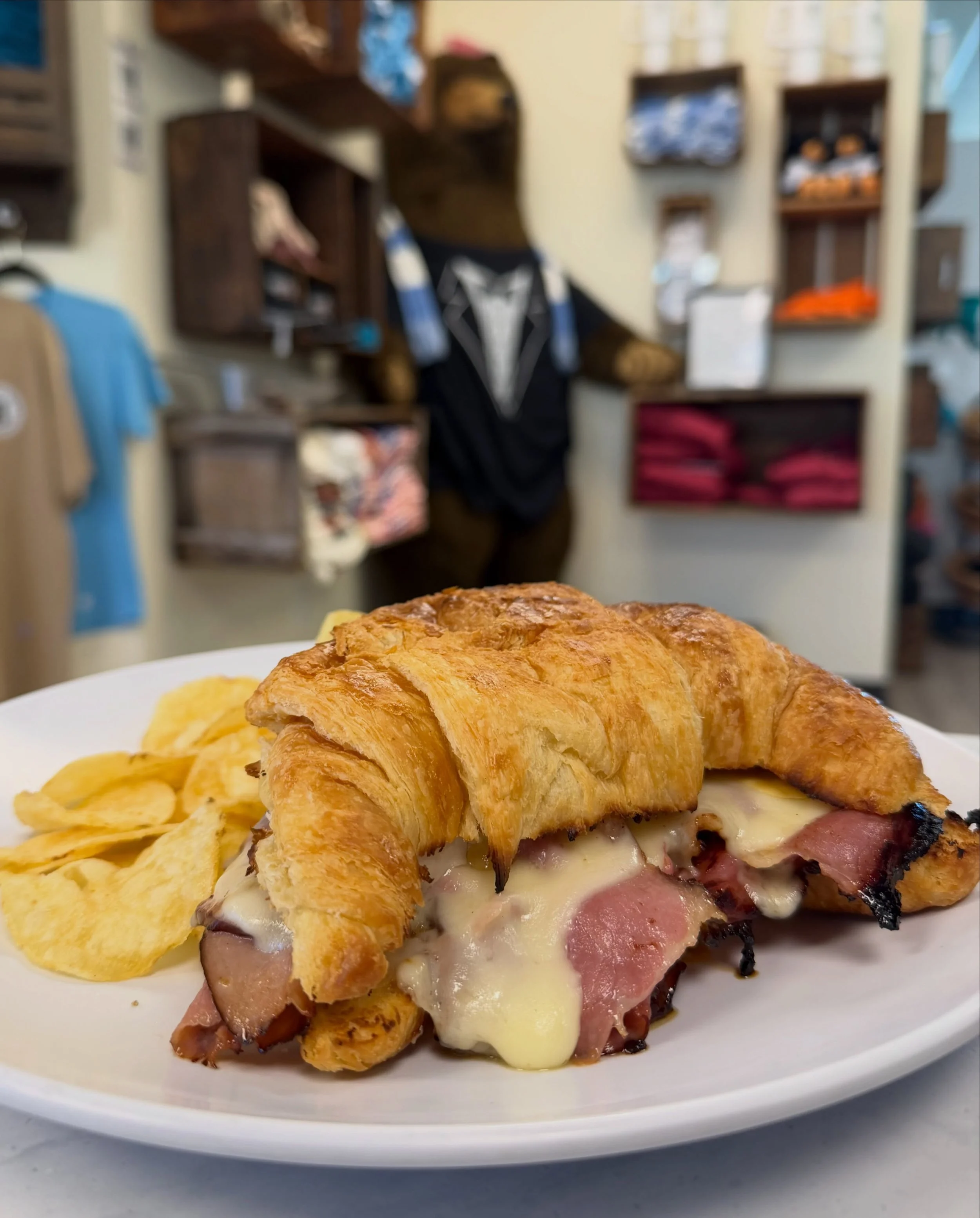 This week&rsquo;s weekly specials are here! 🥣🥐

Turkey &amp; Dumpling Soup: a hearty soup with turkey, dumplings, carrots, onions, celery, and peas.

Grilled Ham &amp; Swiss Croissant: grilled ham and Swiss cheese on a buttery croissant, served wit