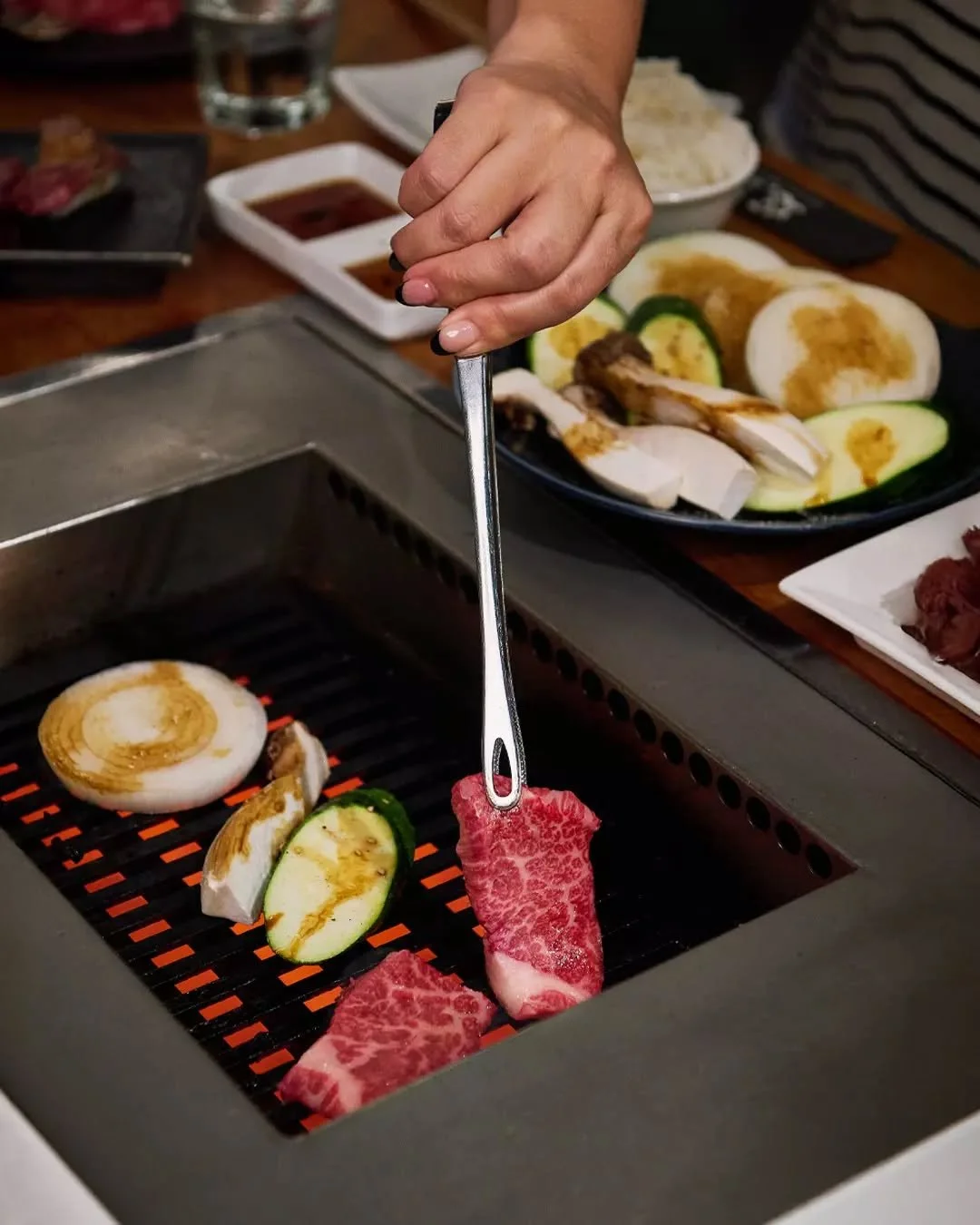 The more, the merrier...and the meatier🥩🔥 Gather your crew and let's get grilling.

Yakiniku Futago | CHELSEA
LUNCH
　▪️Monday - Sunday
　▪️12pm - 2:30pm
DINNER
　▪️Monday - Sunday
　▪️ 5pm - 11pm
(*Sunday closes at 10pm )
ADDRESS
　▪️ 37 W 17th St (b/w