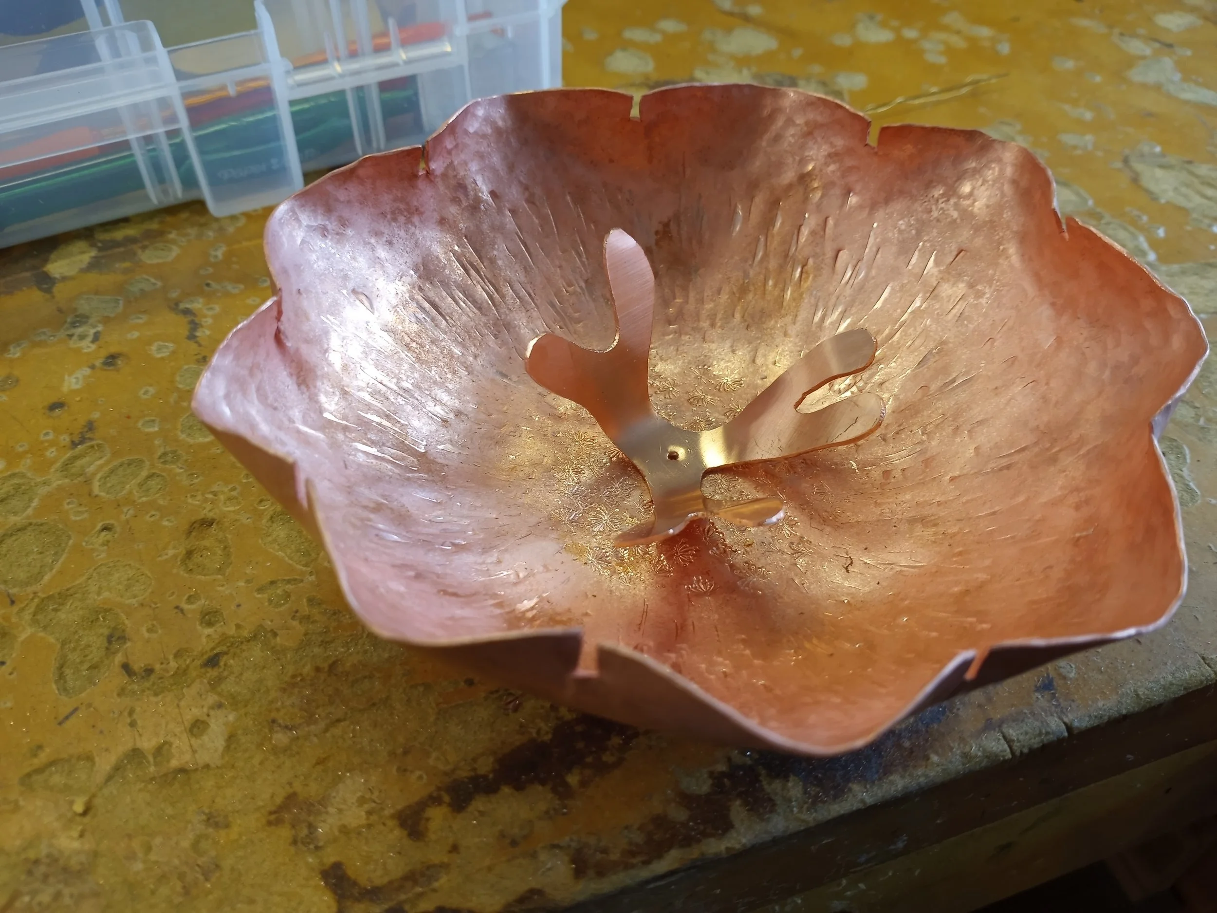 Student Work: Flower Dish
2022
Class: 1st-Time Metalsmithing & Sculpture