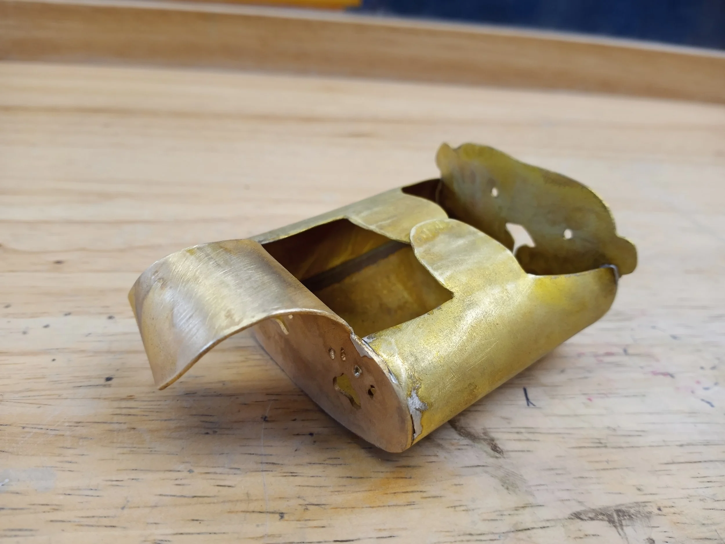 Student Work: Sea Otter Container
2022
Class: 1st-Time Metalsmithing & Sculpture
