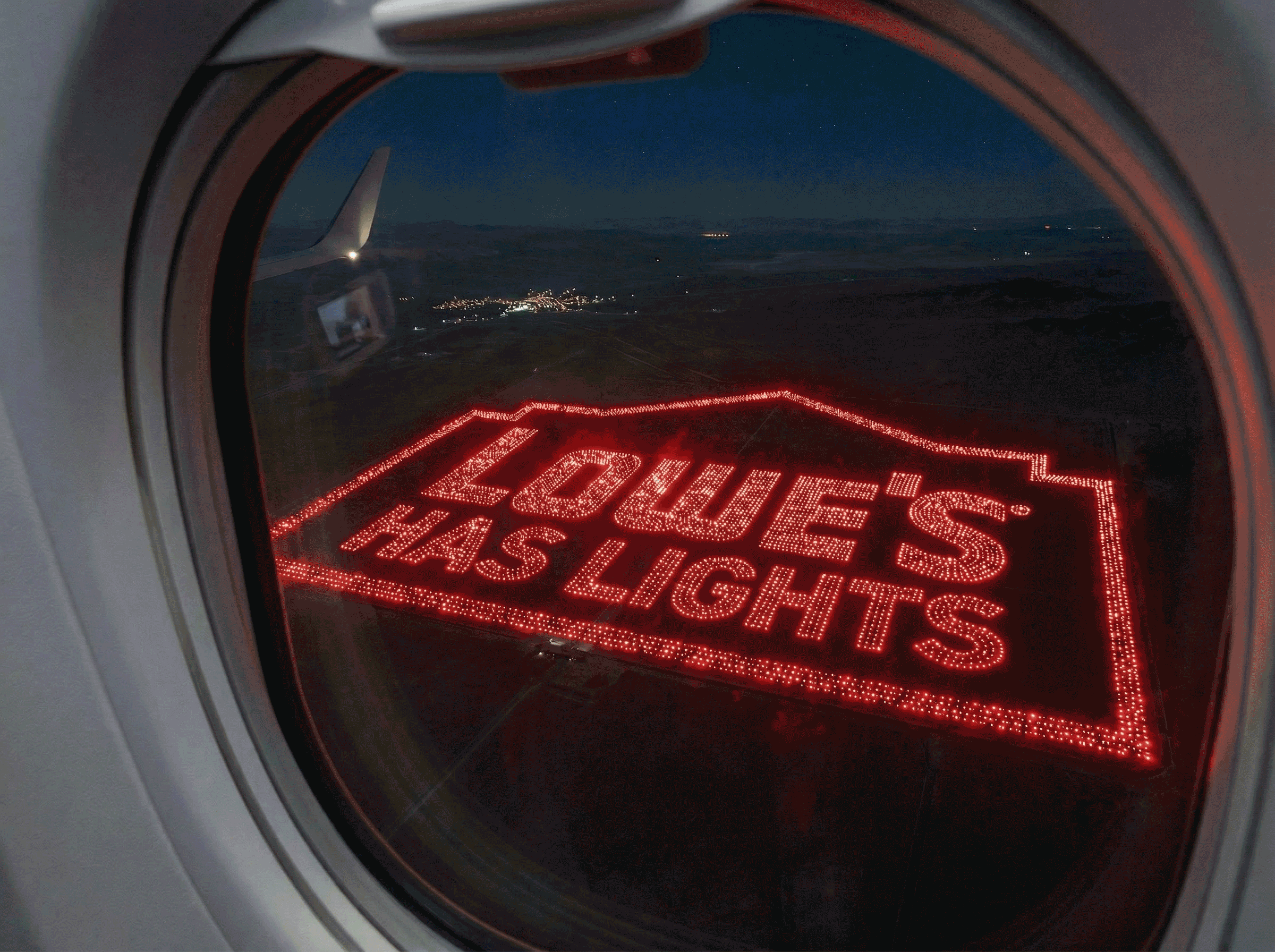 Loweshaslights.gif