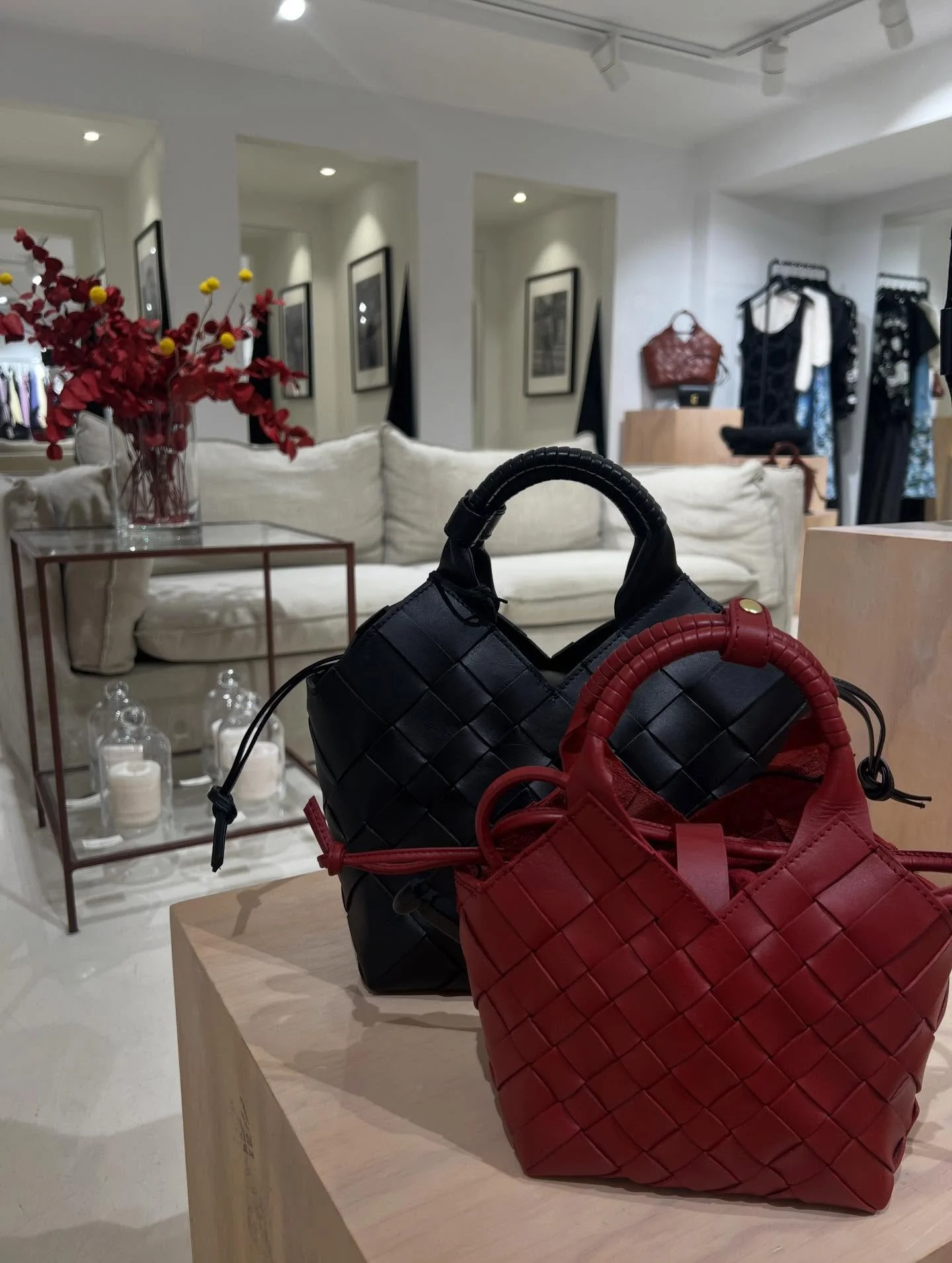 Underetasjen er full av flotte nyheter🖤