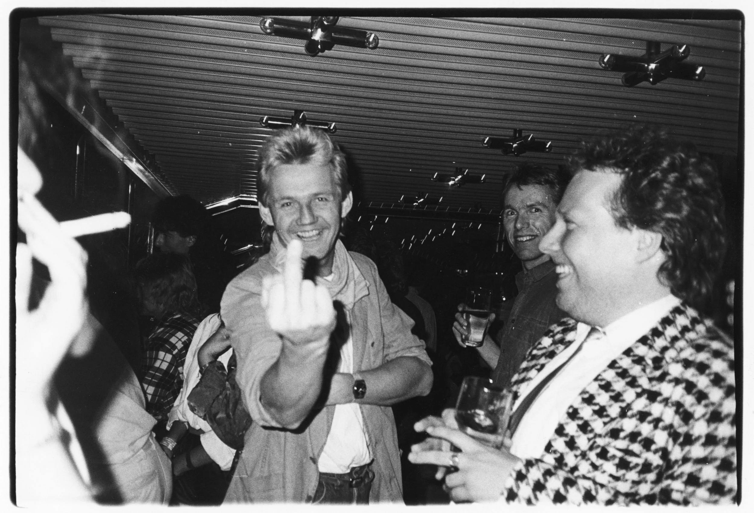 På jakt etter seg sjæl, UFO’er og berømmelse