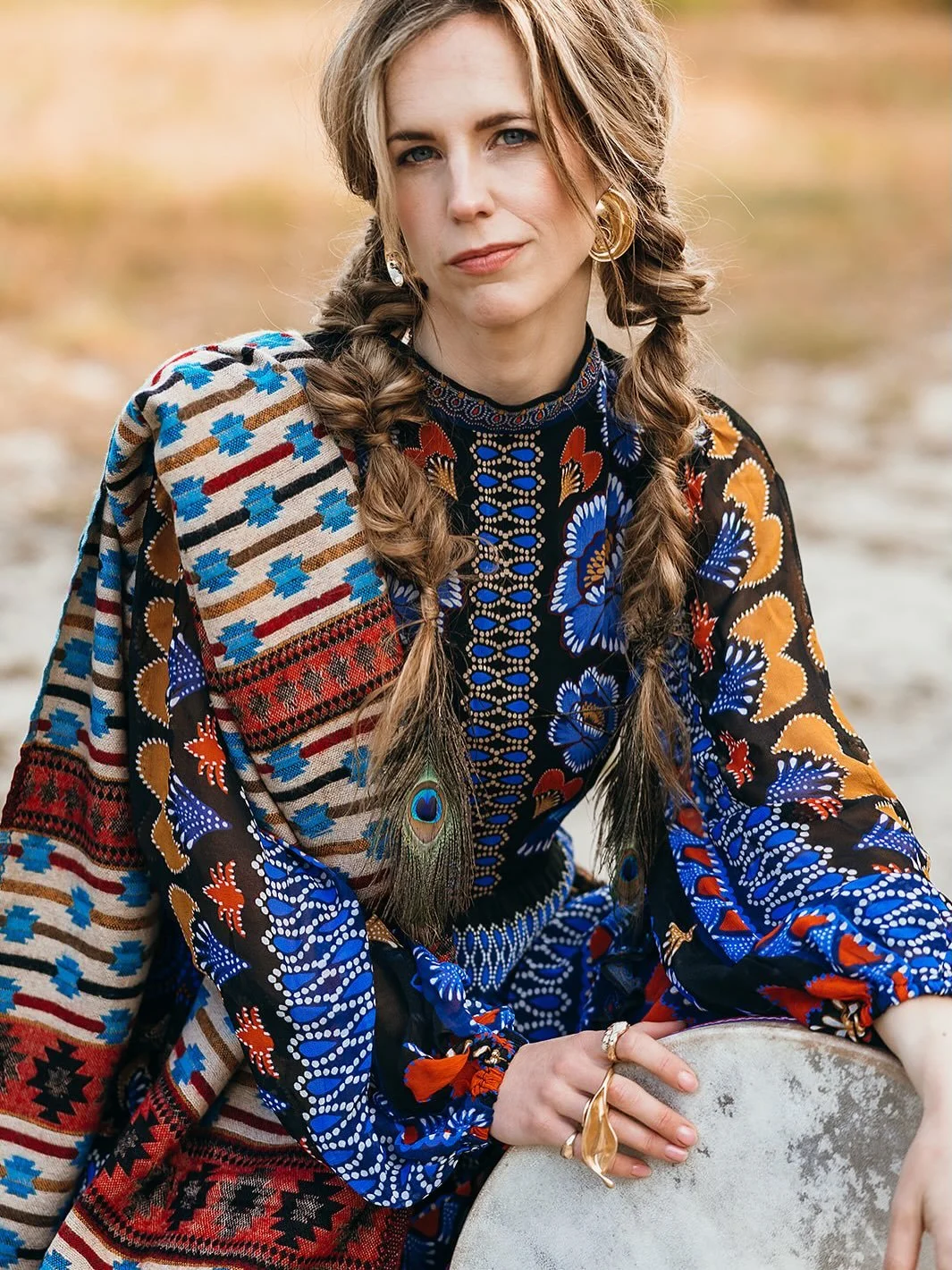 I love creating a sleek or more classic hairdo however, there is something about getting lost in my creativity and the texture of the hair while designing braided looks that really pulls on my heart strings💜! The art of mixing different techniques t