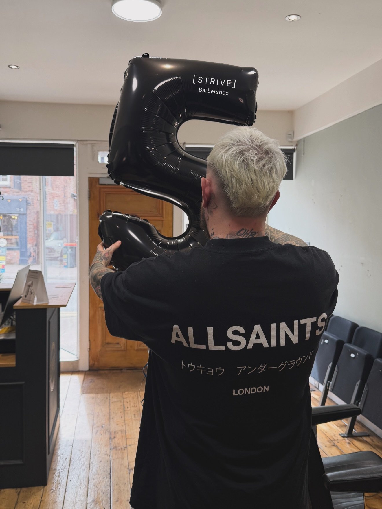 5 years of @strive_barber! What a journey its been so far and just shows as i have met so many of who i call my best friends now through cutting hair, so many great friendships within the industry and it feel like this is still early stages of me cut