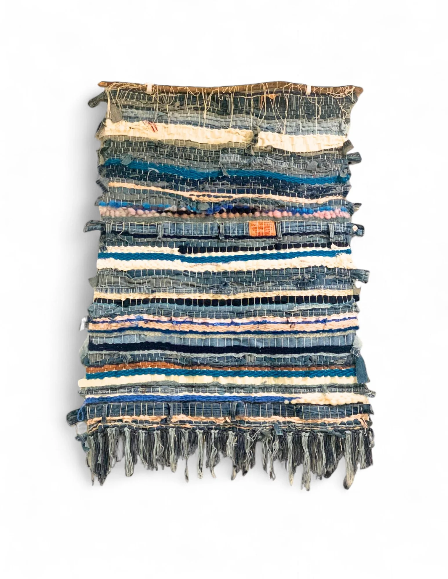 IntrotoWeaving-UpcycledTapestrySamplePhoto.png