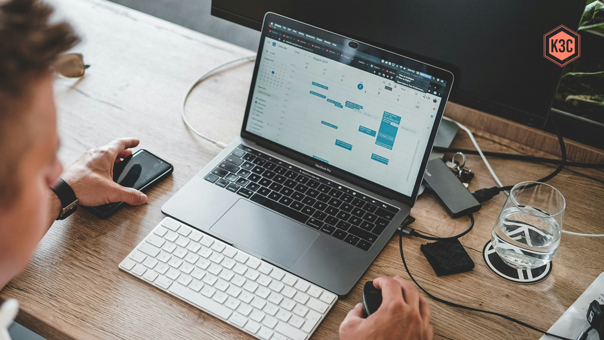 Why Scaling Breaks: How Founders Solve Complexity Before It Kills Growth