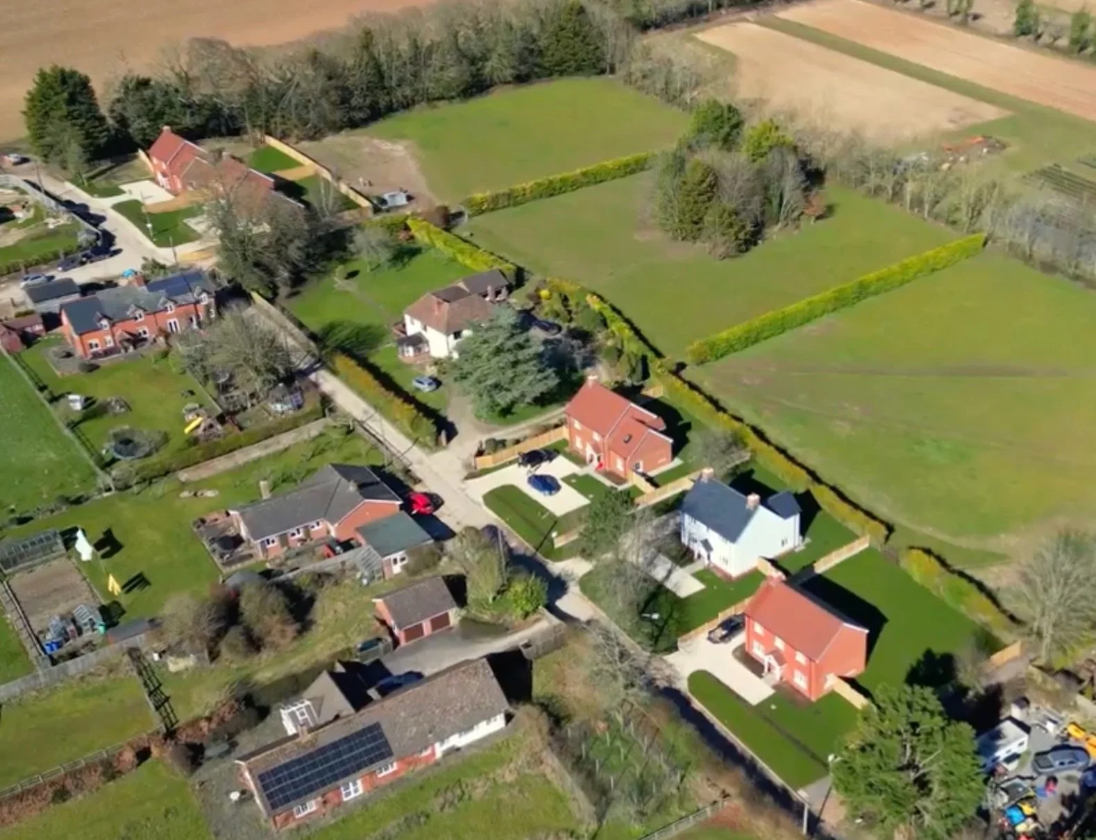 Screenshot 2025-04-23 at 13.27.36.jpg