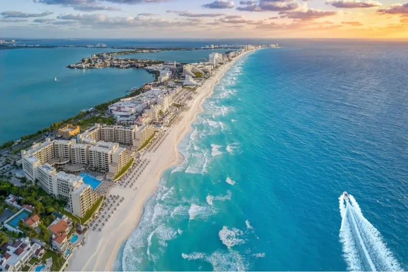 Luxury Yacht Charters in St. Pete for Exceptional Coastal Experiences