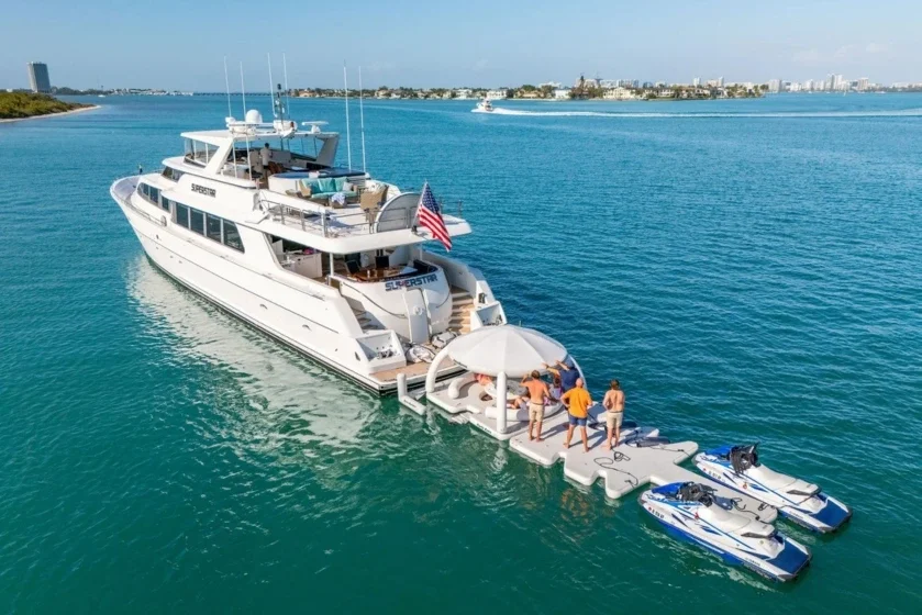 How to Plan the Perfect 3-Day Private Yacht Getaway