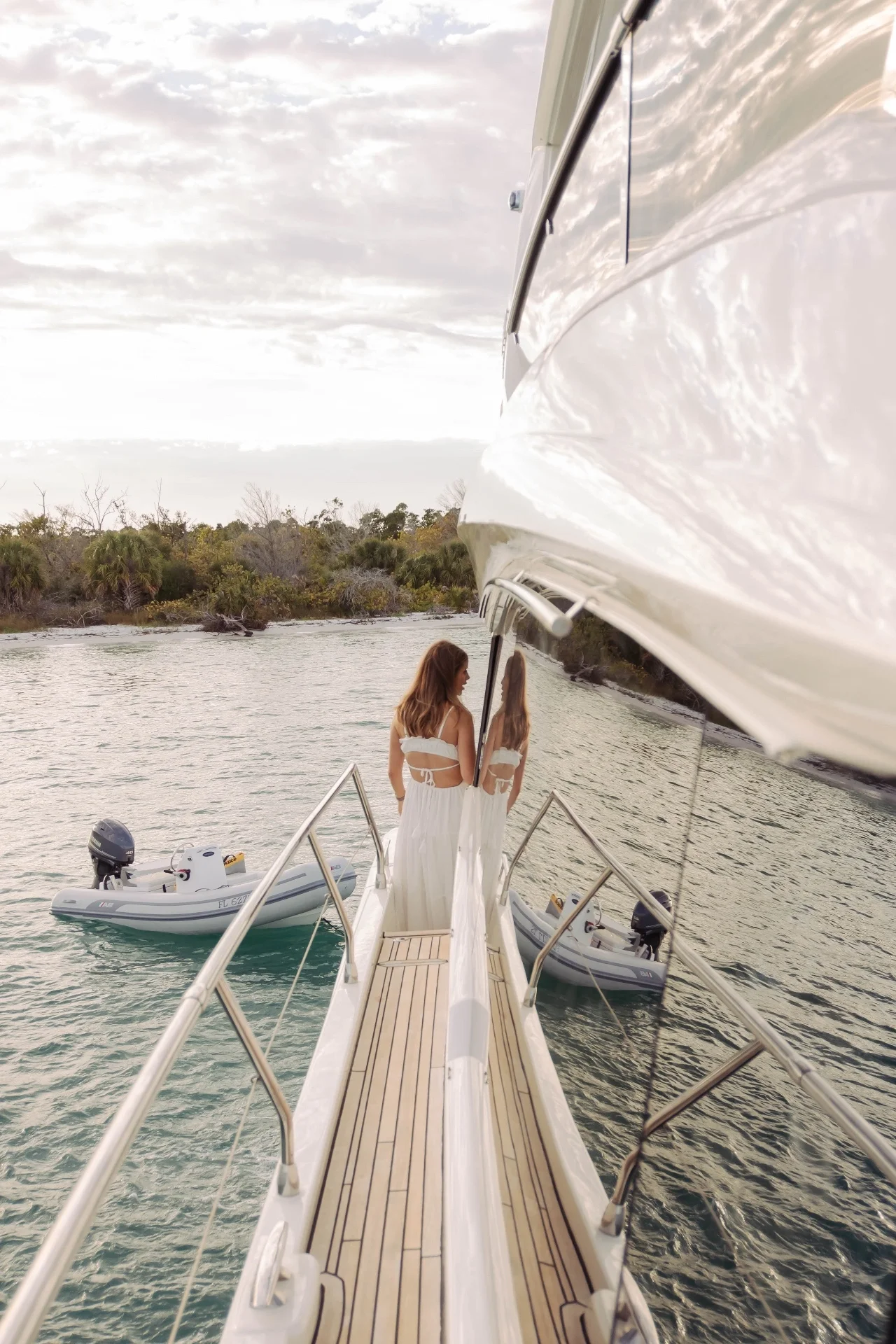 gallery-gangway-BRswiTQM.webp