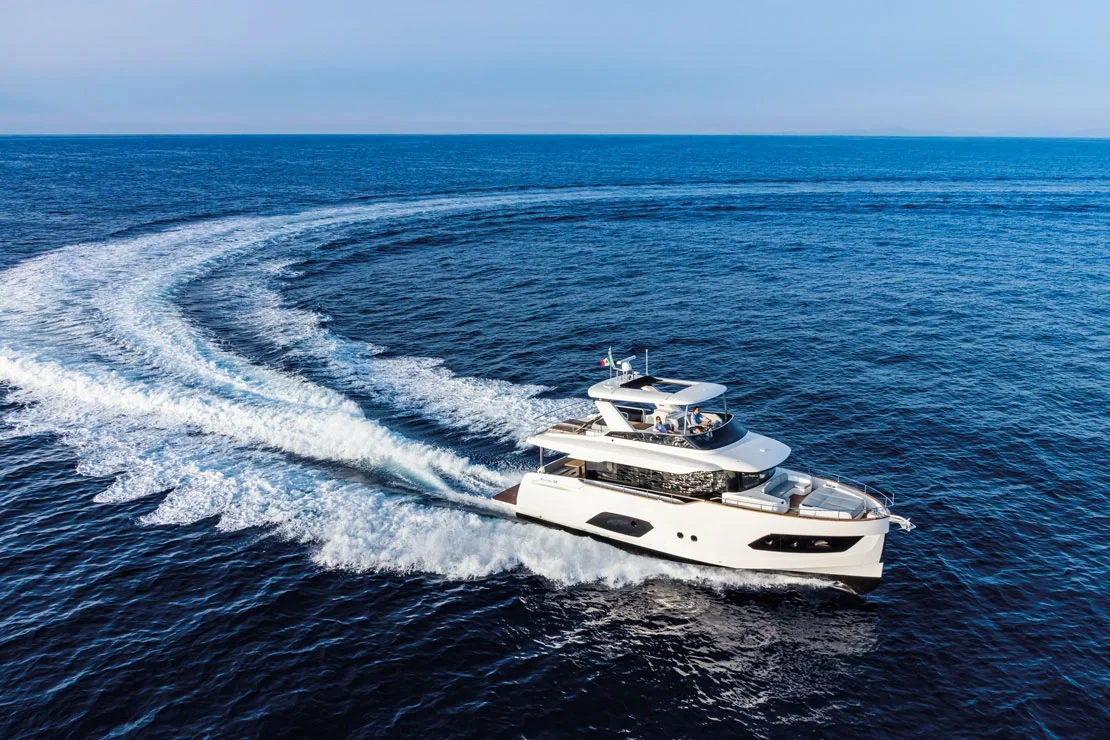 Guests on the water