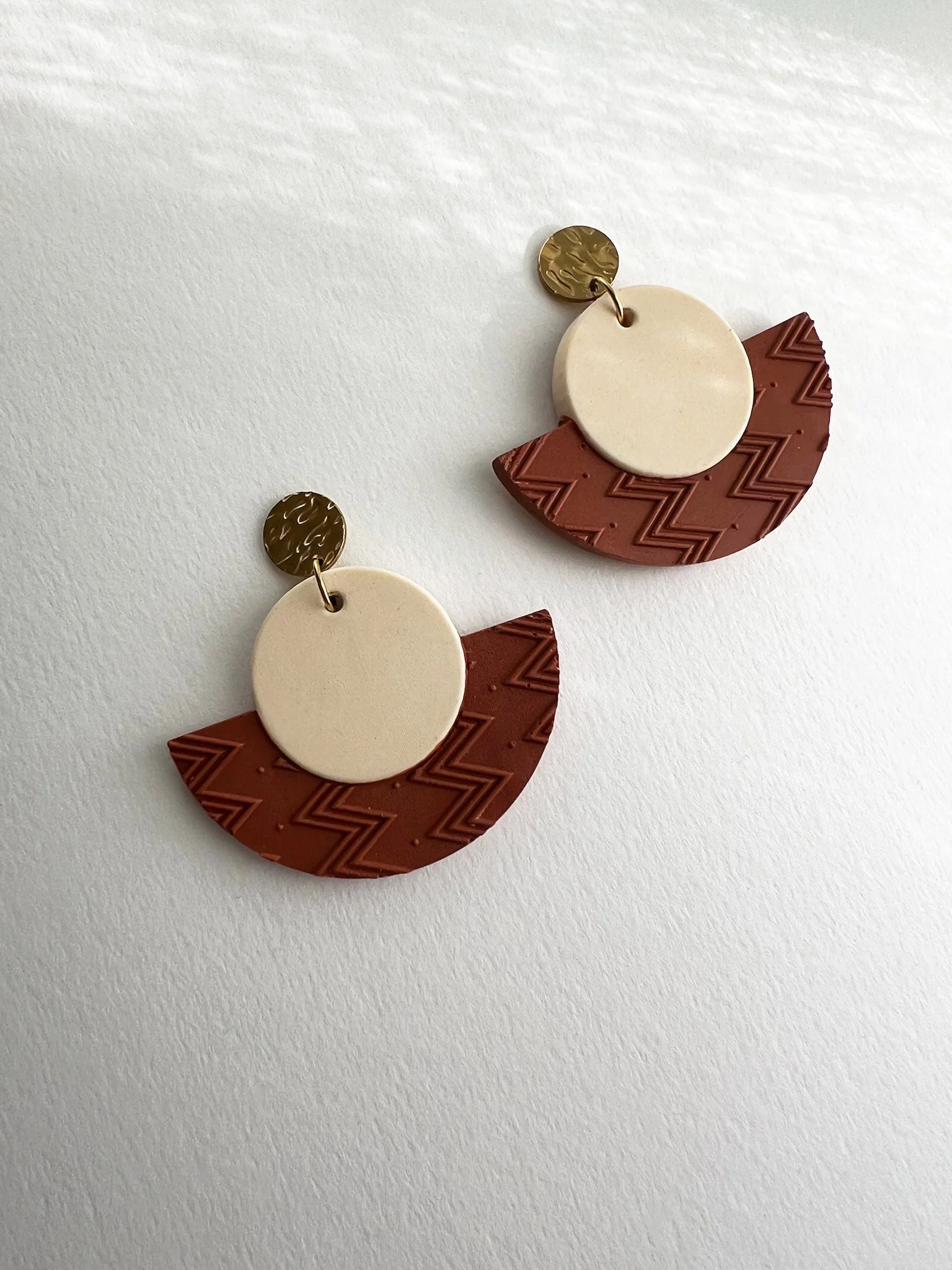 Terracotta handmade Jesmonite earrings with round ear studs
