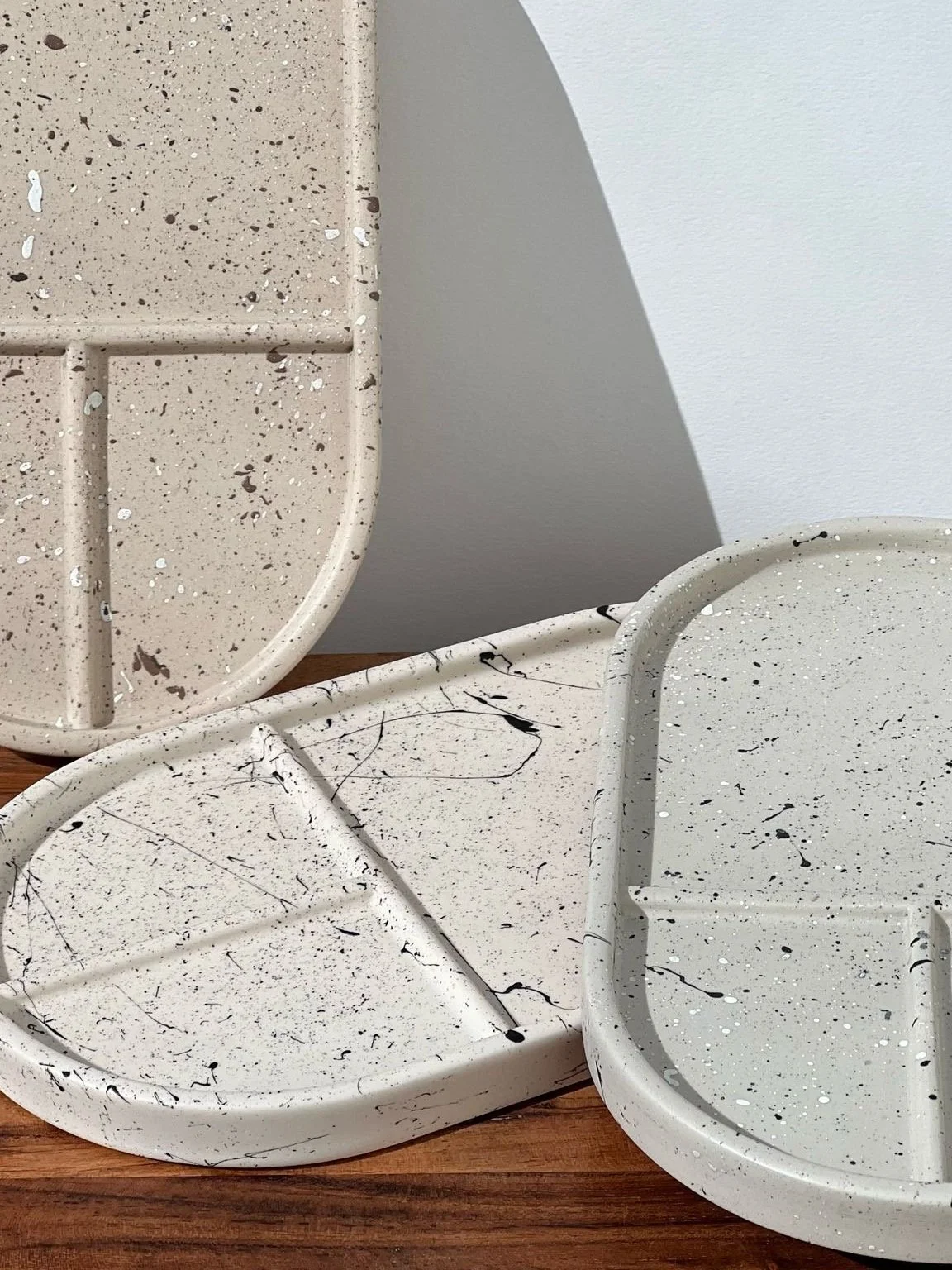 organizer tray with dividers, hand painted and handmade in jesmonite in berlin